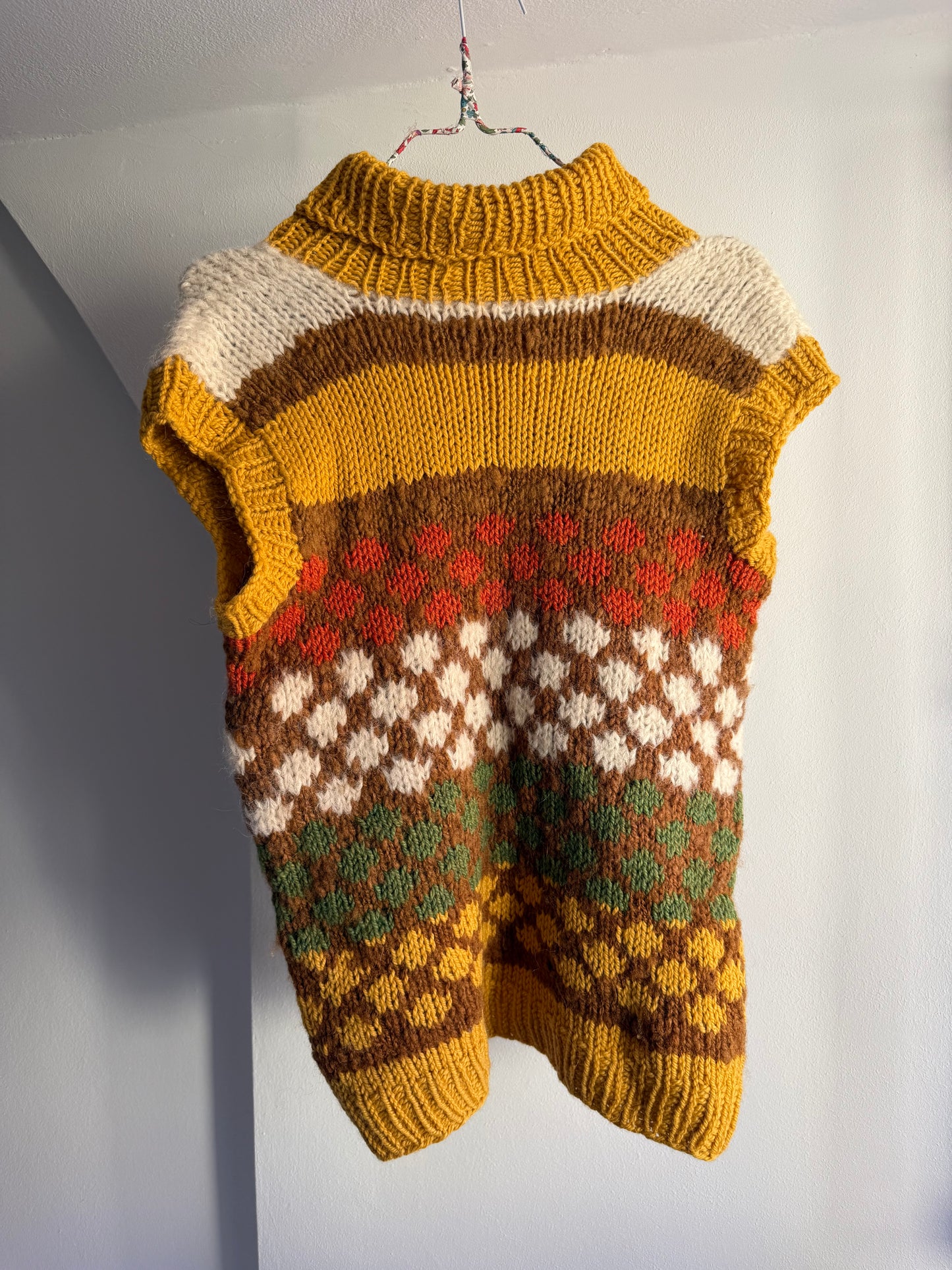 Rare Vintage Autumn Turtleneck Vest