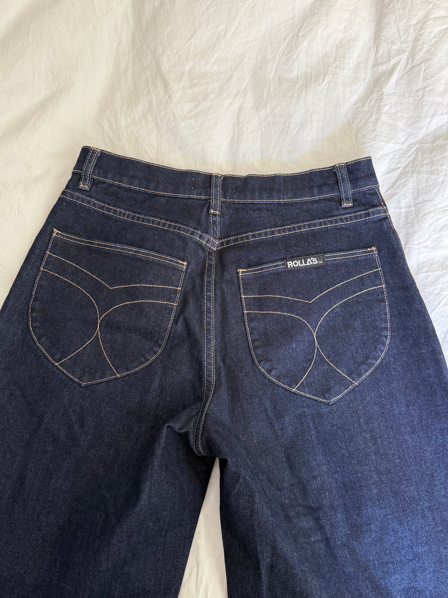 Rolla’s Barrel Curved Leg Denim Jeans