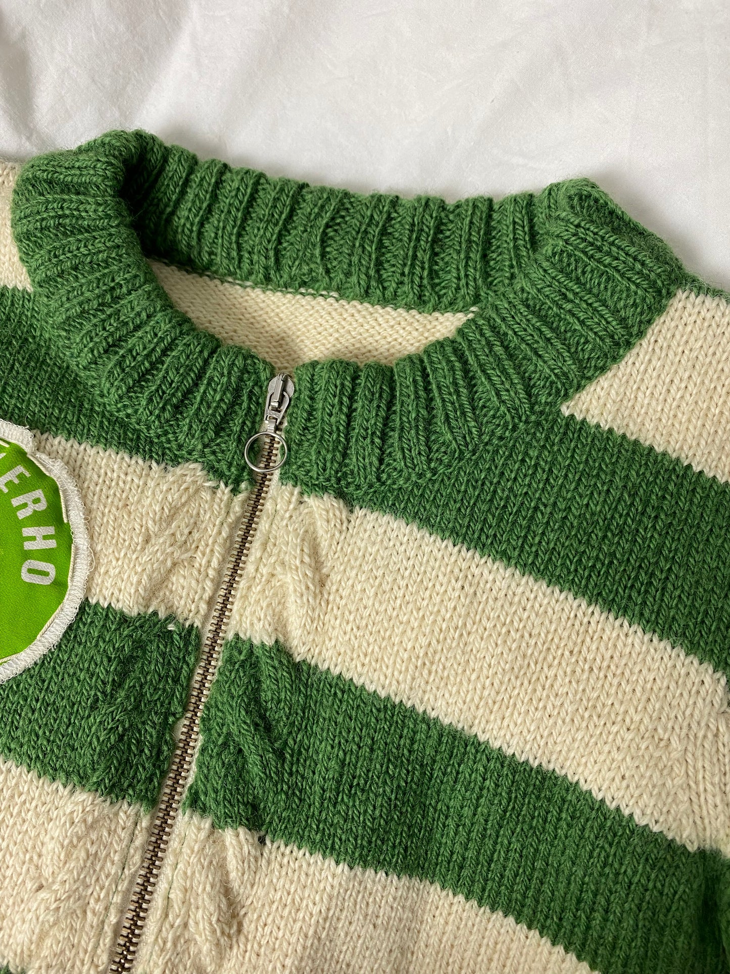 Handknitted Ivana Helsinki Cardigan