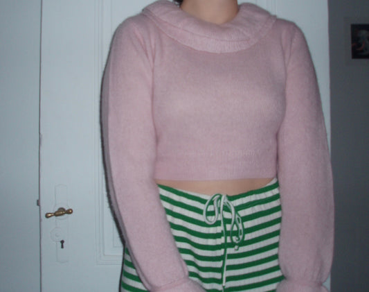Soft Cropped Alpaca Knit