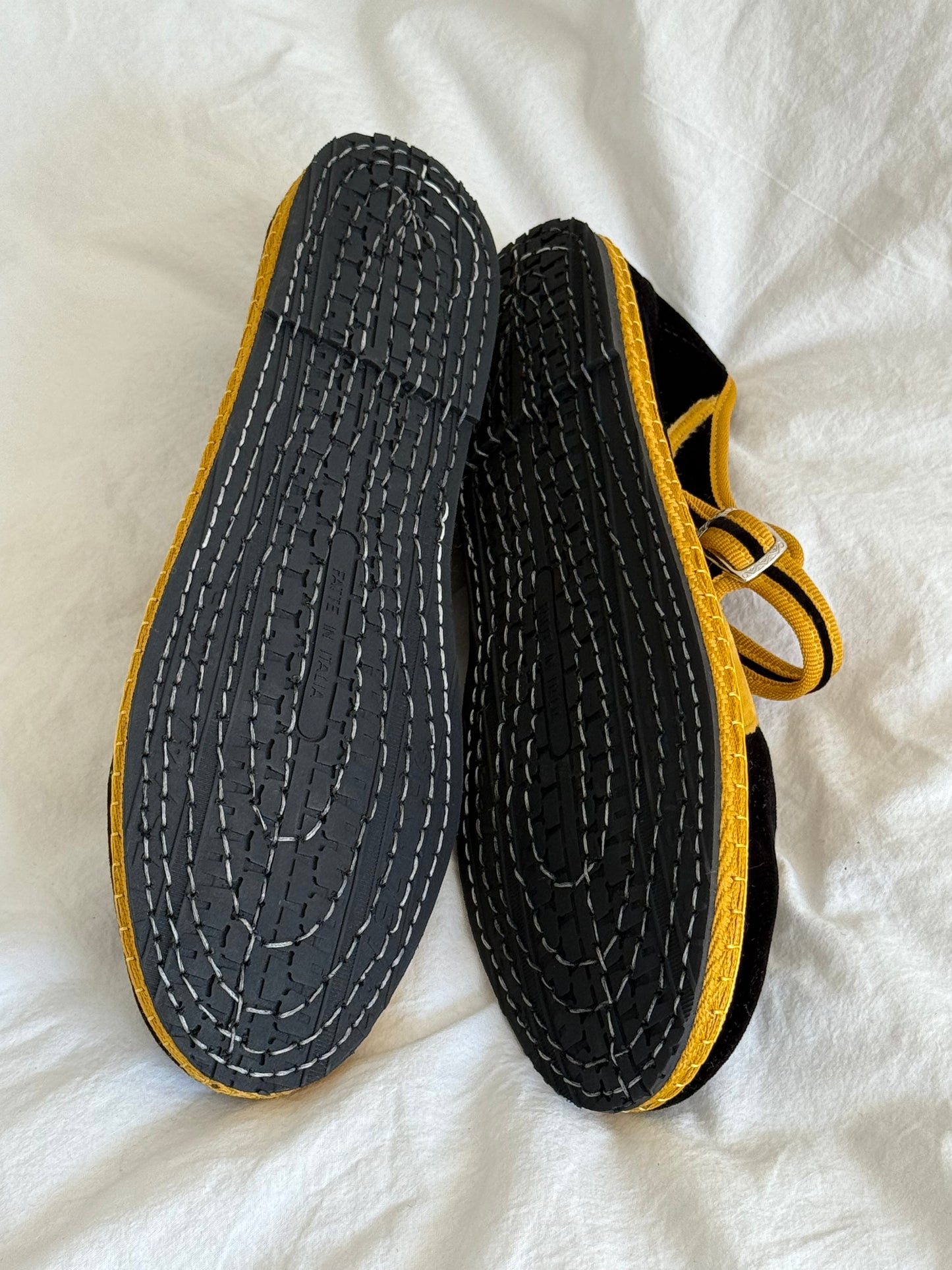 PIEDATERRE Mary Jane Dolfin Ballerina