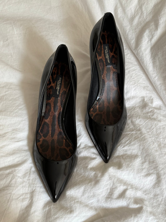 Dolce & Gabbana Black Heels with Leo Pattern