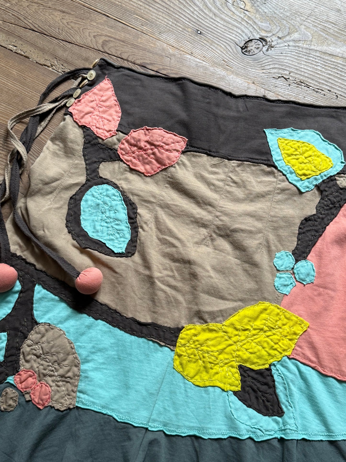 Vintage Skirt in Bright Colors with Butterfly Attachment