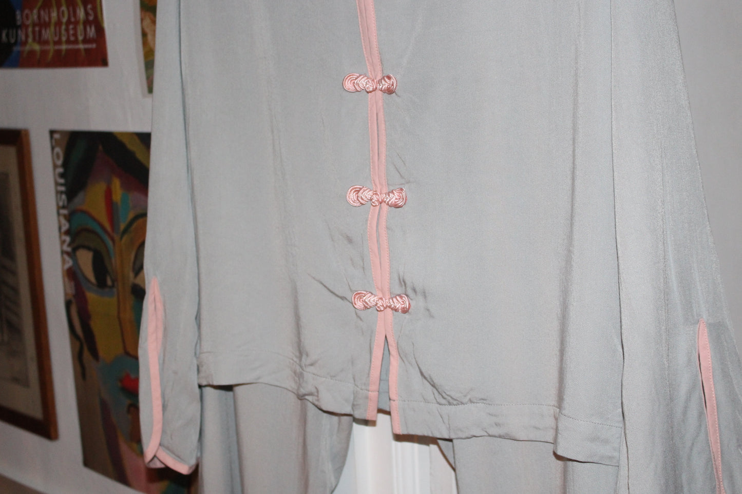 Sleeper Frog Closure Slit Lounge Set