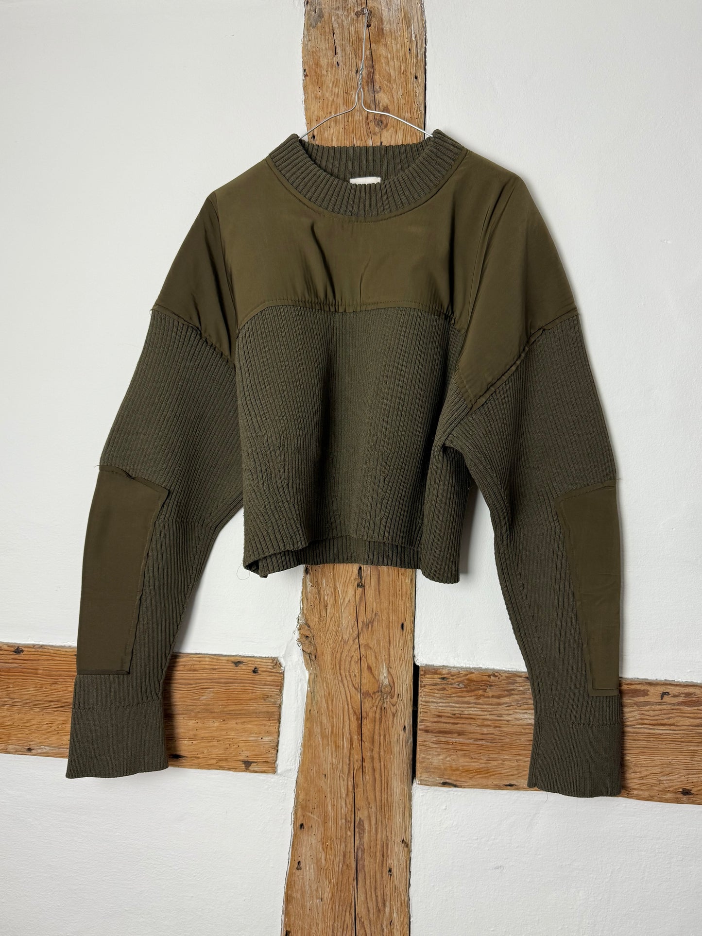 Bumber Sweater in Thick Material