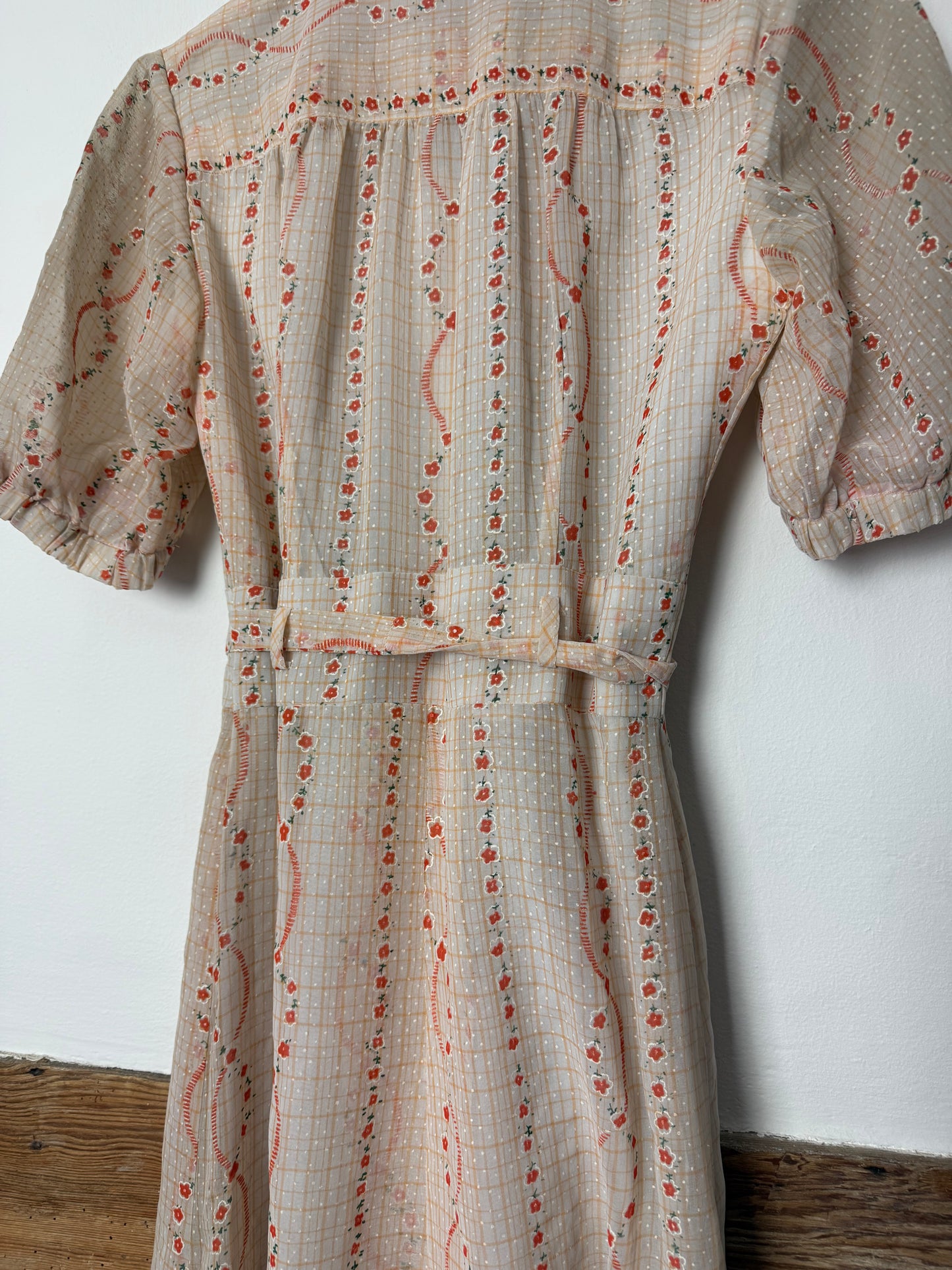 Vintage Mid-1900s Floral Dress