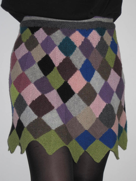 Multicolor Diamond Pattern Hand Knitted Skirt with Scalloped Hem and Textured Finish