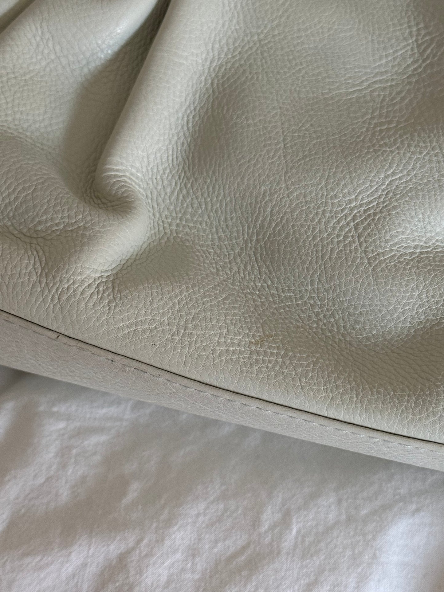 Marc Jacobs Rare Mint Calf Leather Purse with Bow