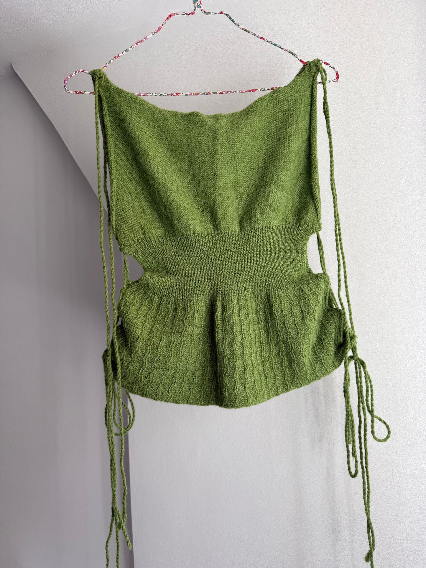 Rare Vintage Green Top with Beautiful Details