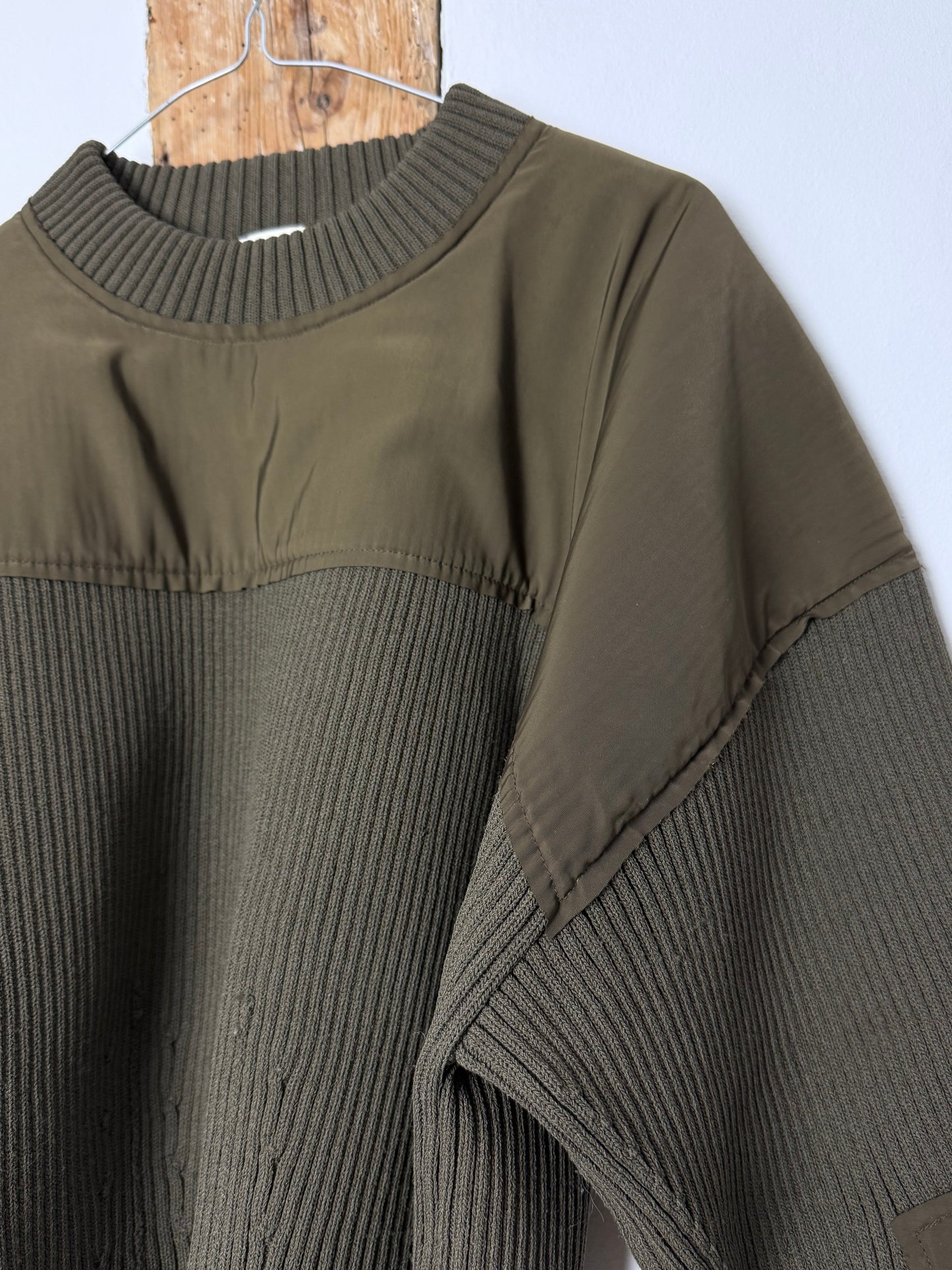 Bumber Sweater in Thick Material