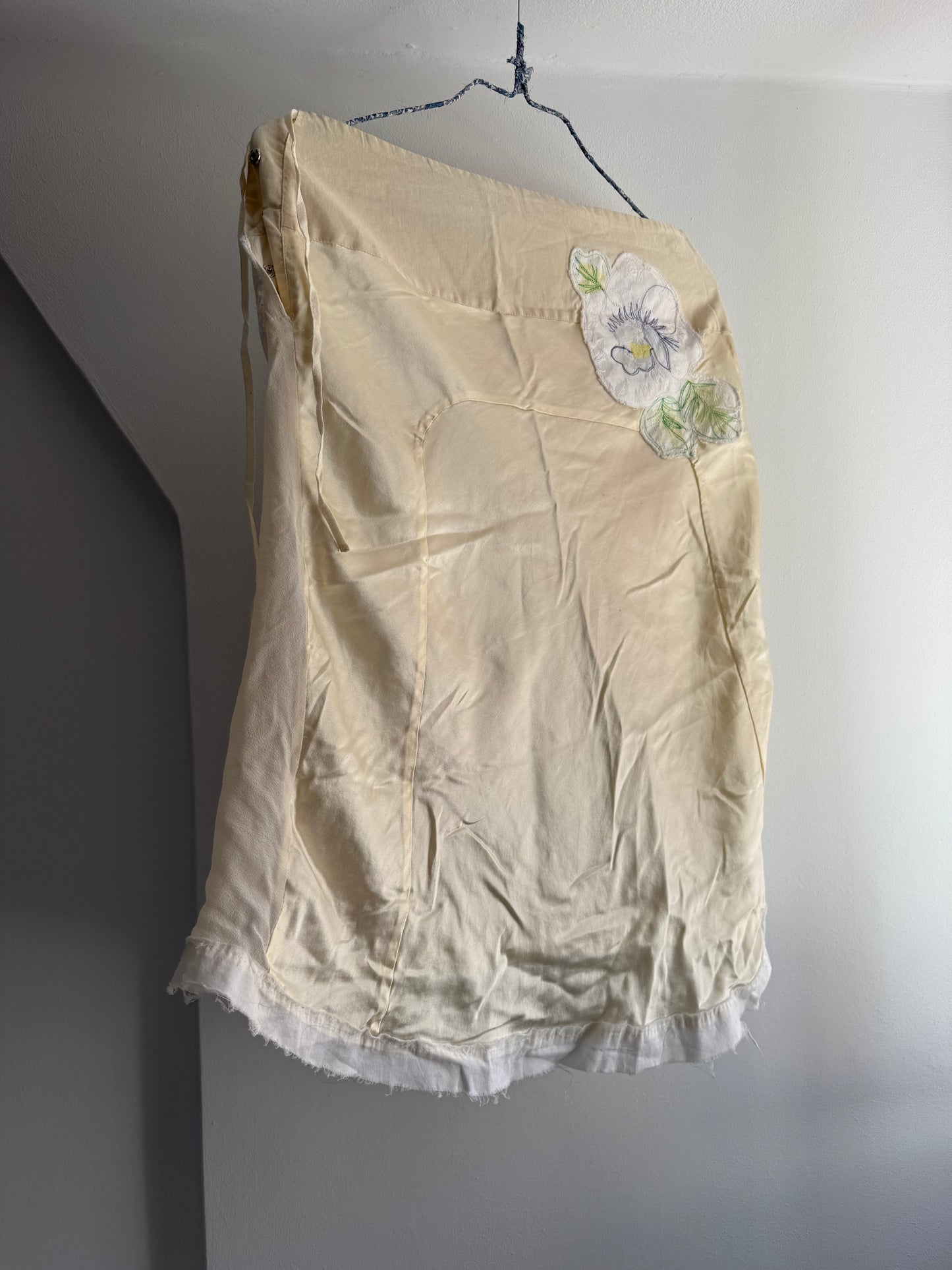 Vintage Parisian Skirt with Flower Motive