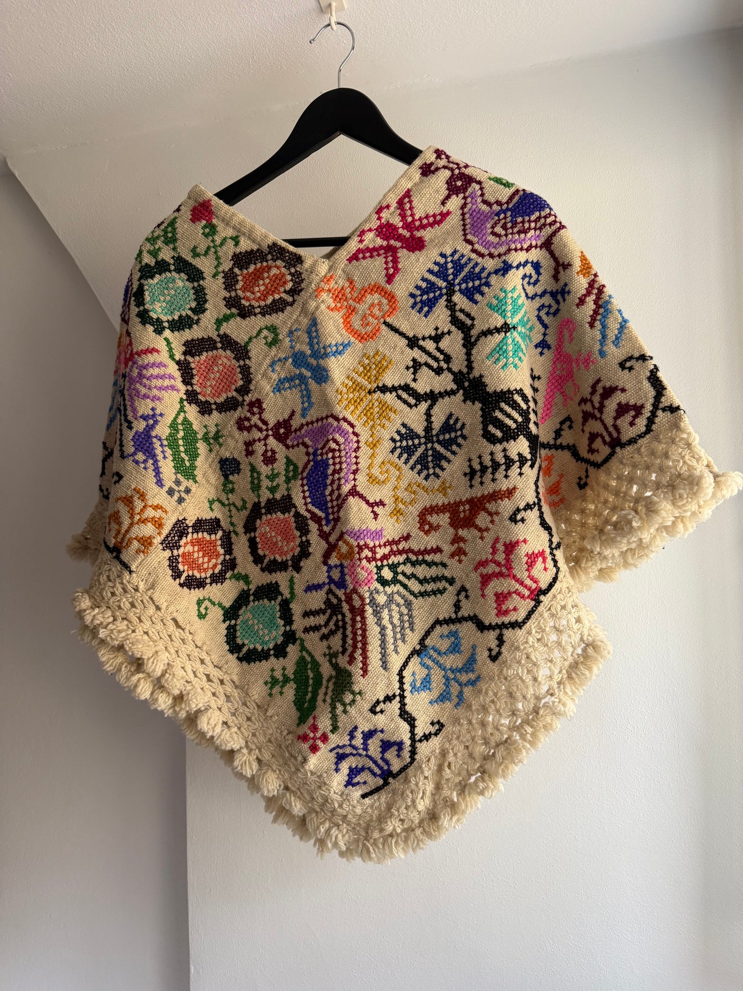Las Niñas Poncho with Animal Motives