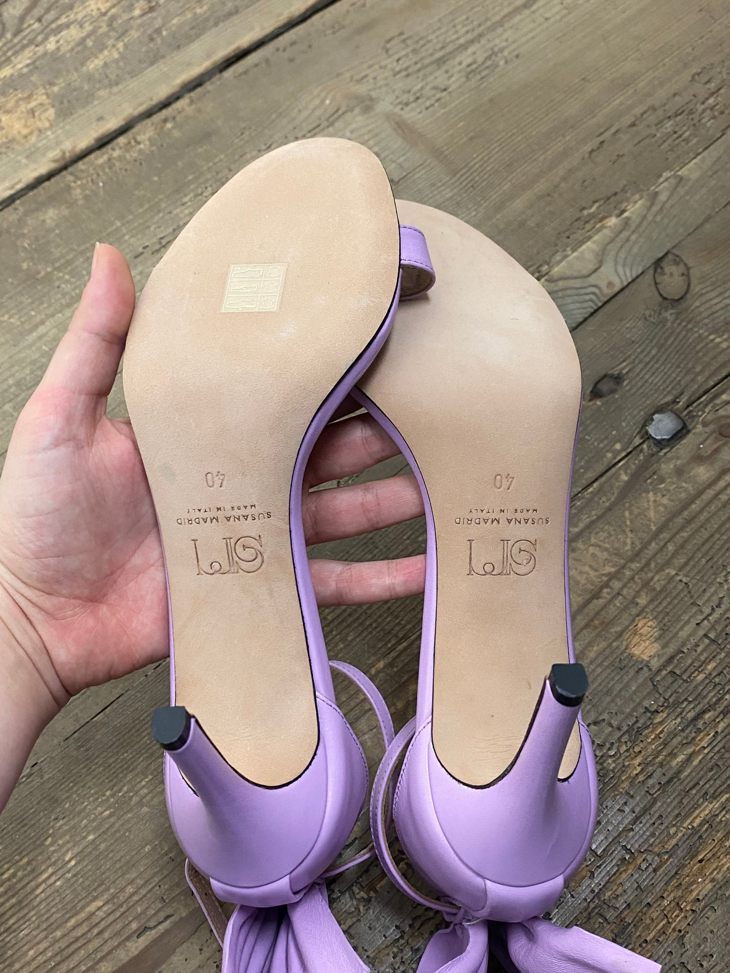 Susana Madrid Heels With Wing Details
