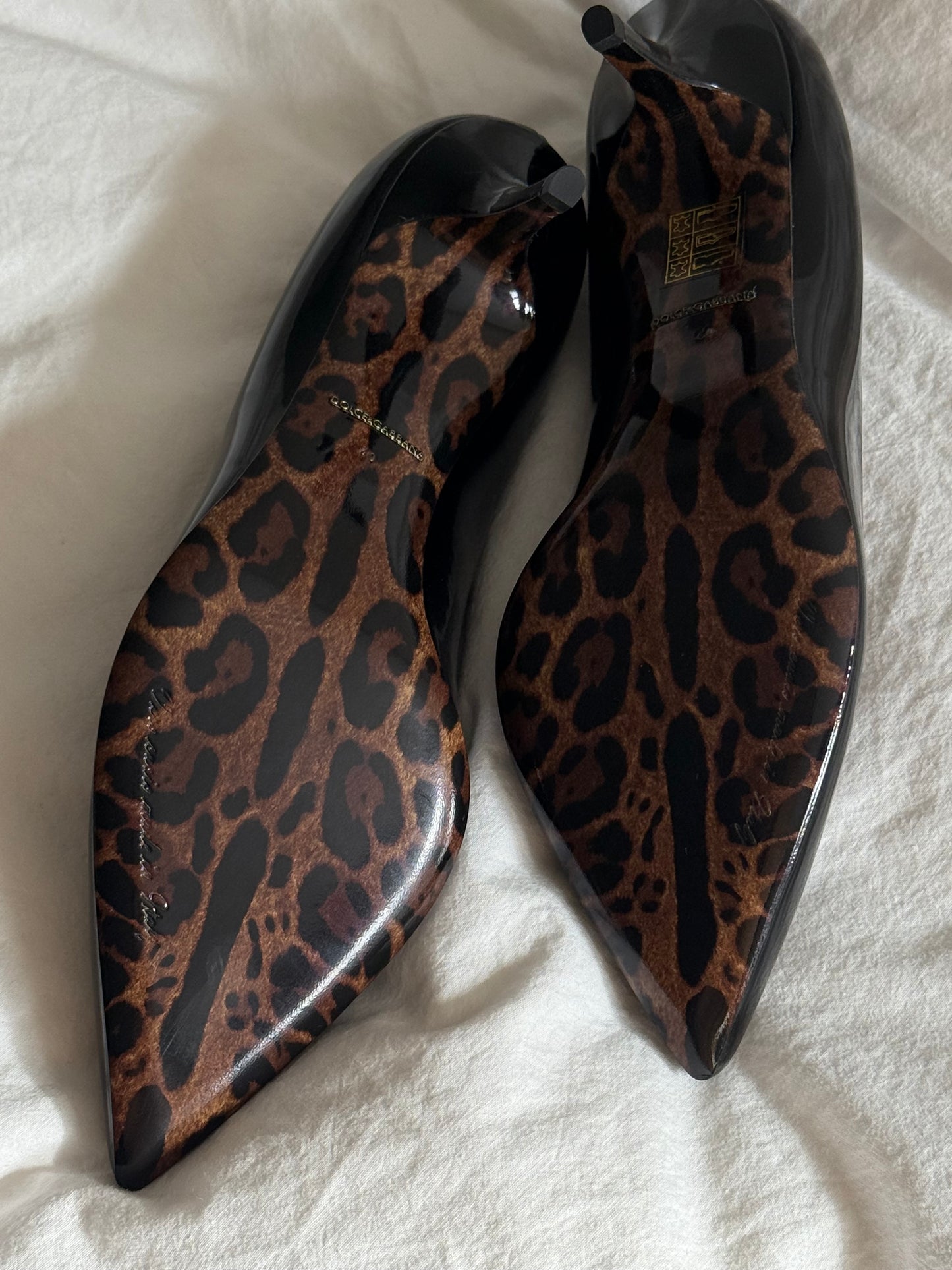Dolce & Gabbana Black Heels with Leo Pattern
