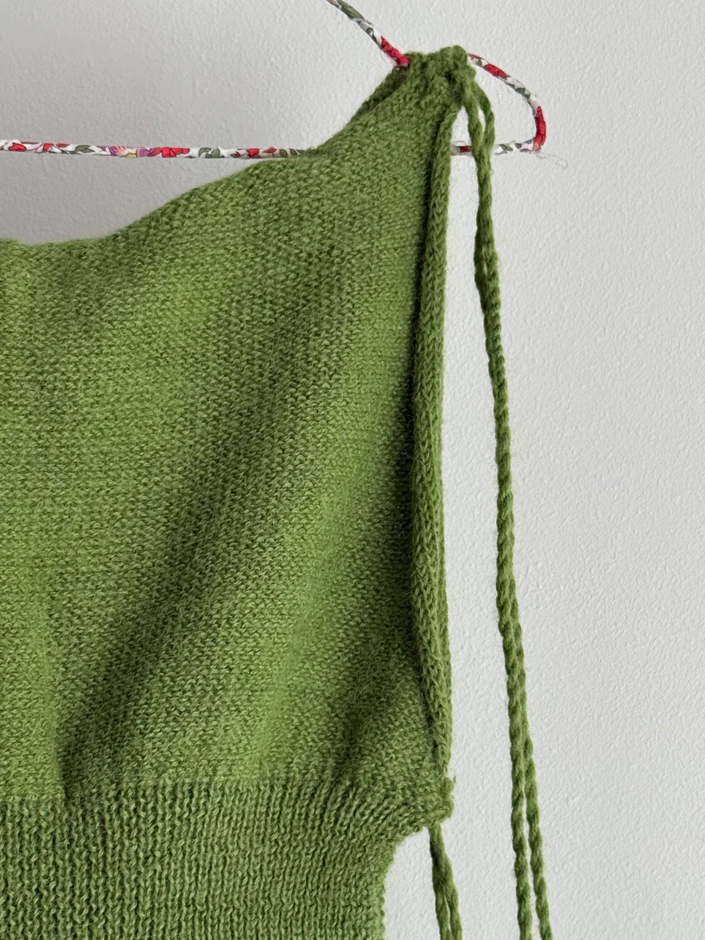 Rare Vintage Green Top with Beautiful Details
