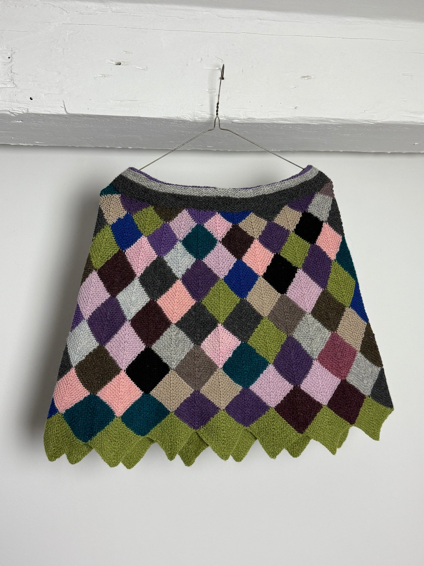 Multicolor Diamond Pattern Hand Knitted Skirt with Scalloped Hem and Textured Finish