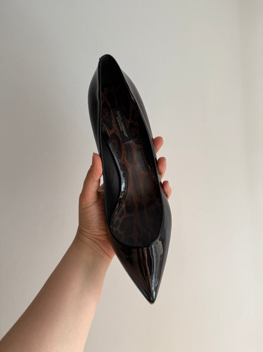 Dolce & Gabbana Black Heels with Leo Pattern