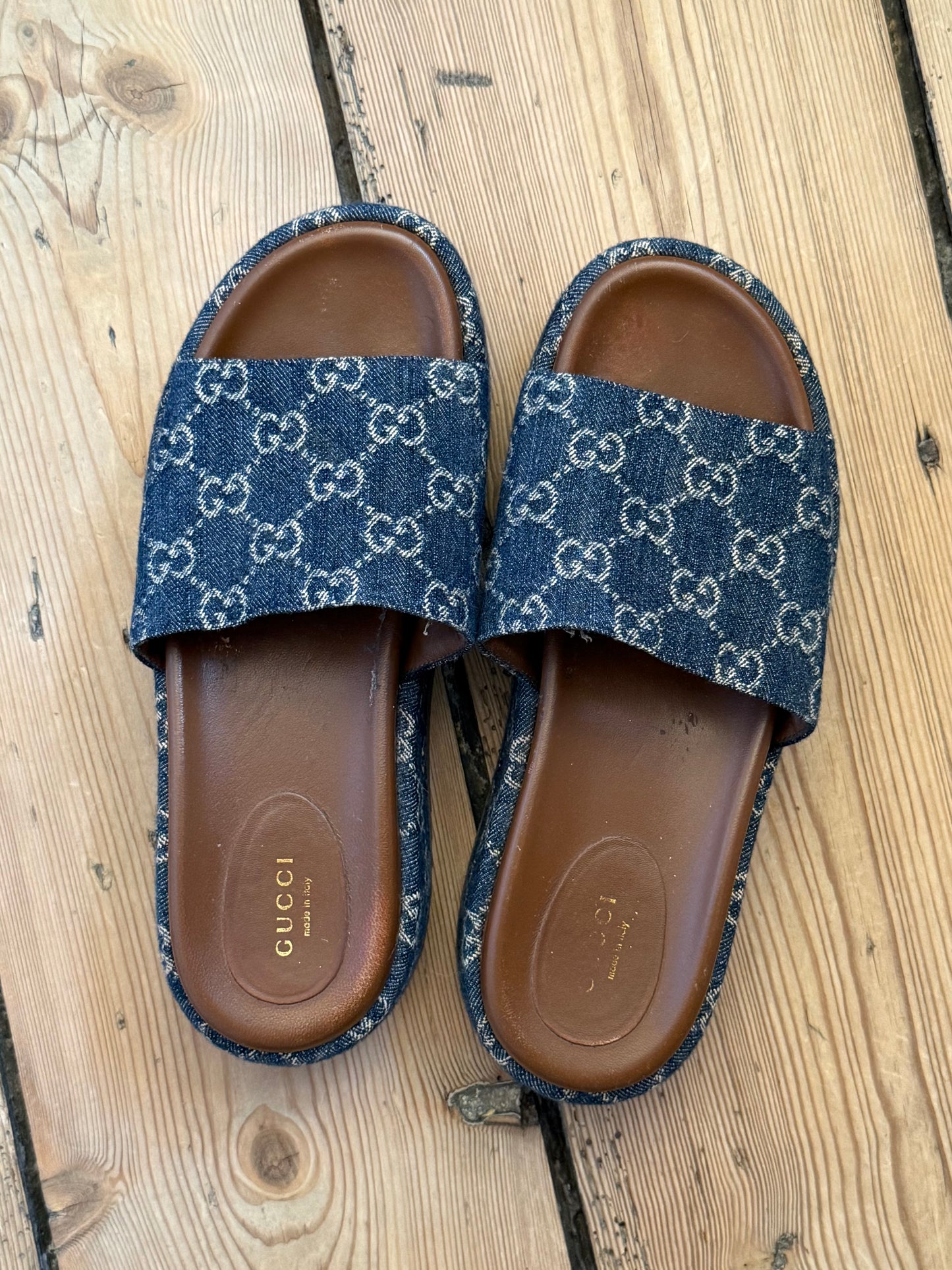Gucci GG Canvas Platform Slides