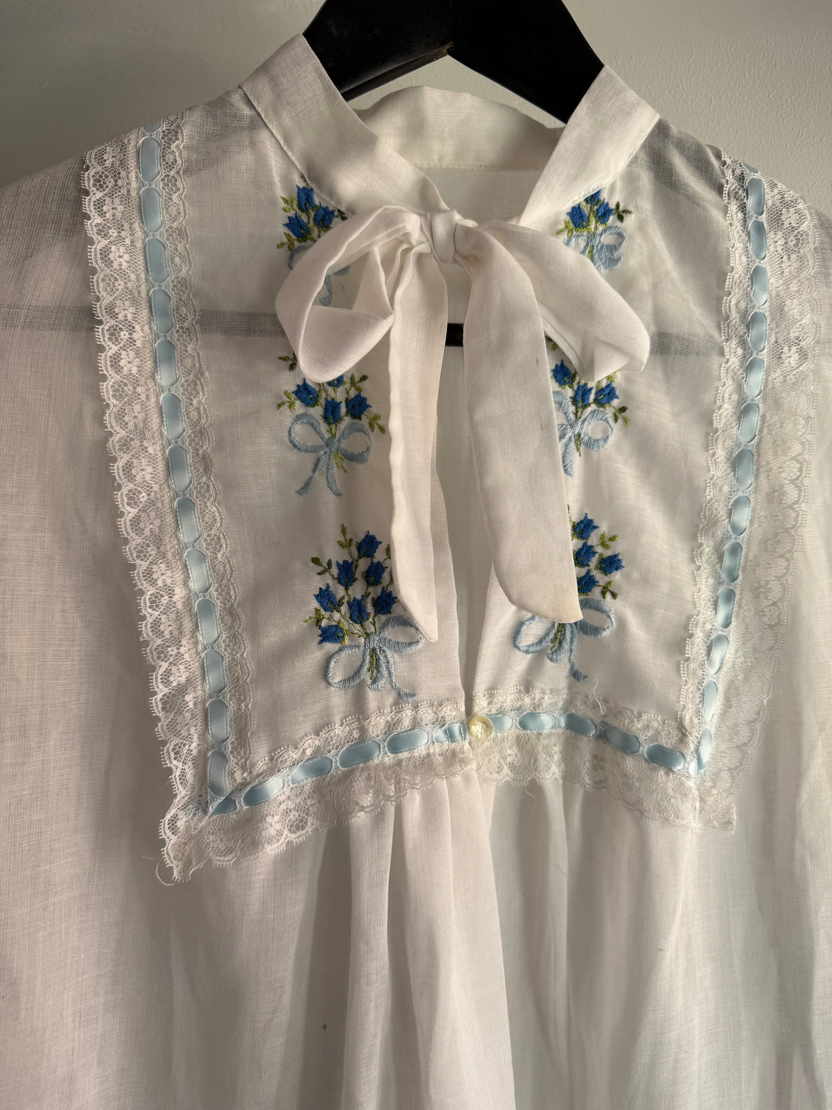 Vintage Shirt with Embroidery and Lace