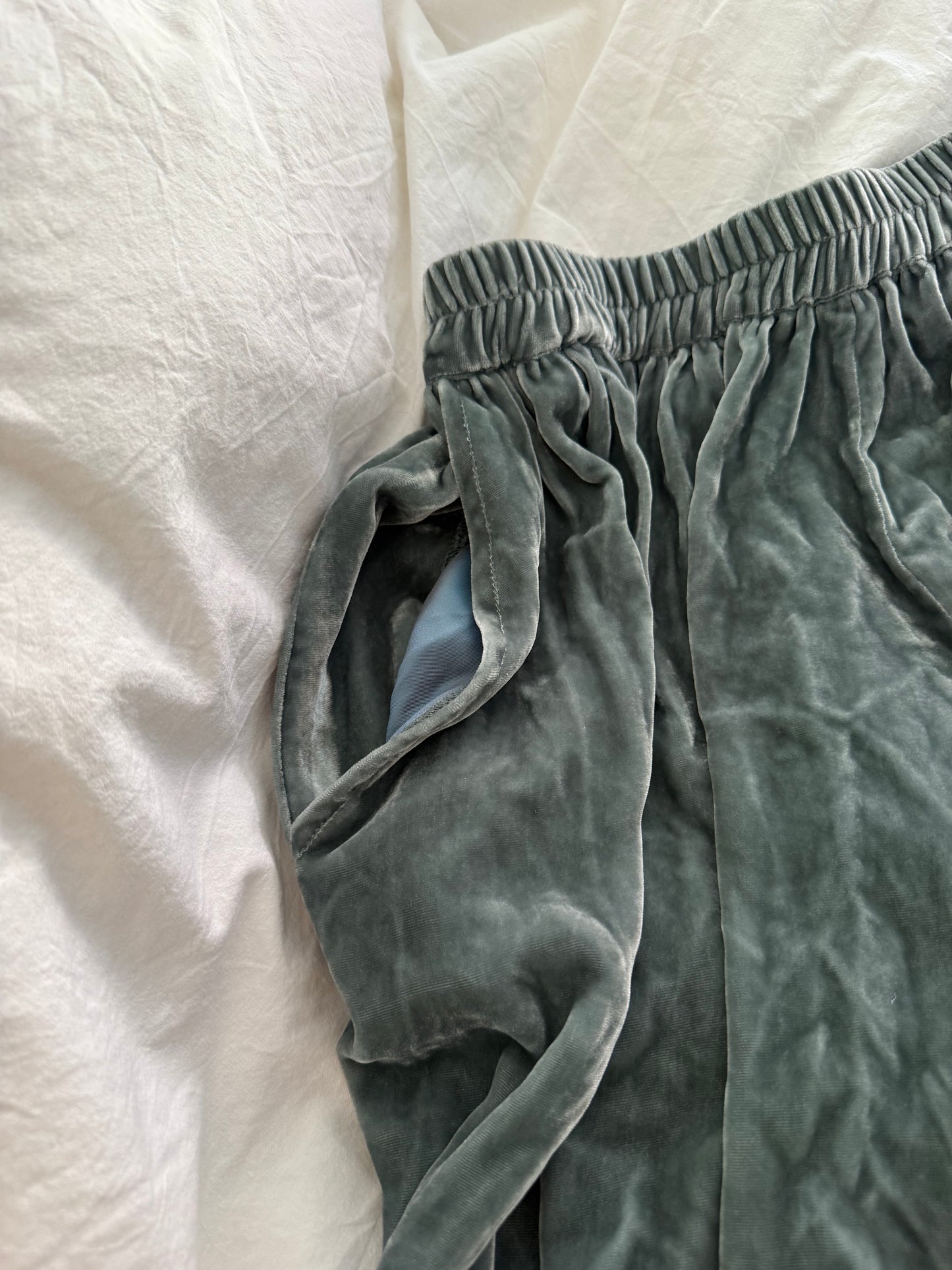 Caro Editions Velvet Skirt