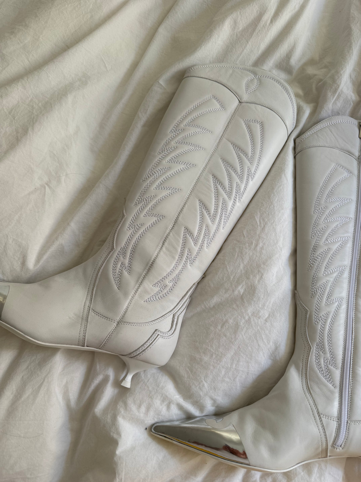 AGL Kristen Mcmenamy White Leather Cowboy Boots