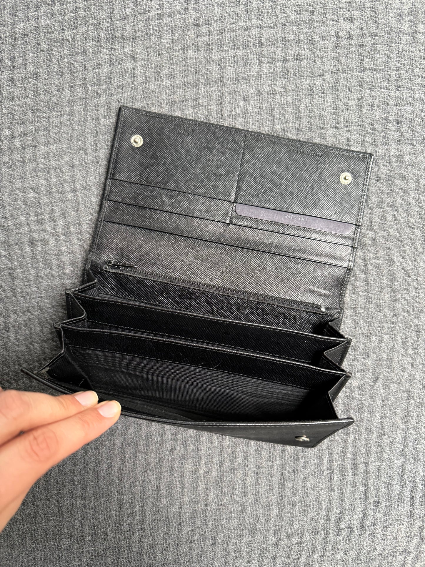 Vintage Prada Wallet in Black Vitello Leather