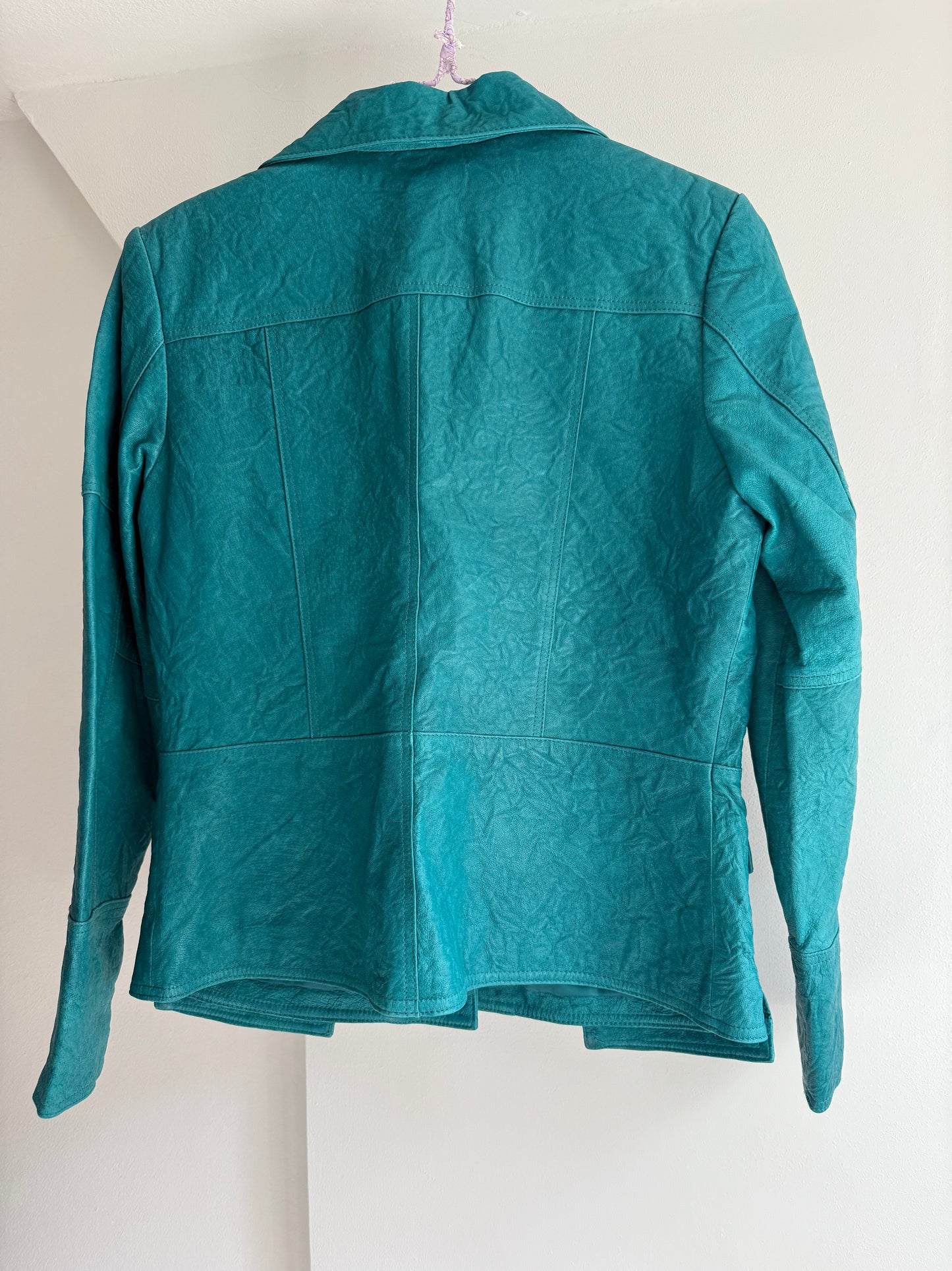 Vintage Turquoise Leather Jacket with Structured Fit and Utility Pockets