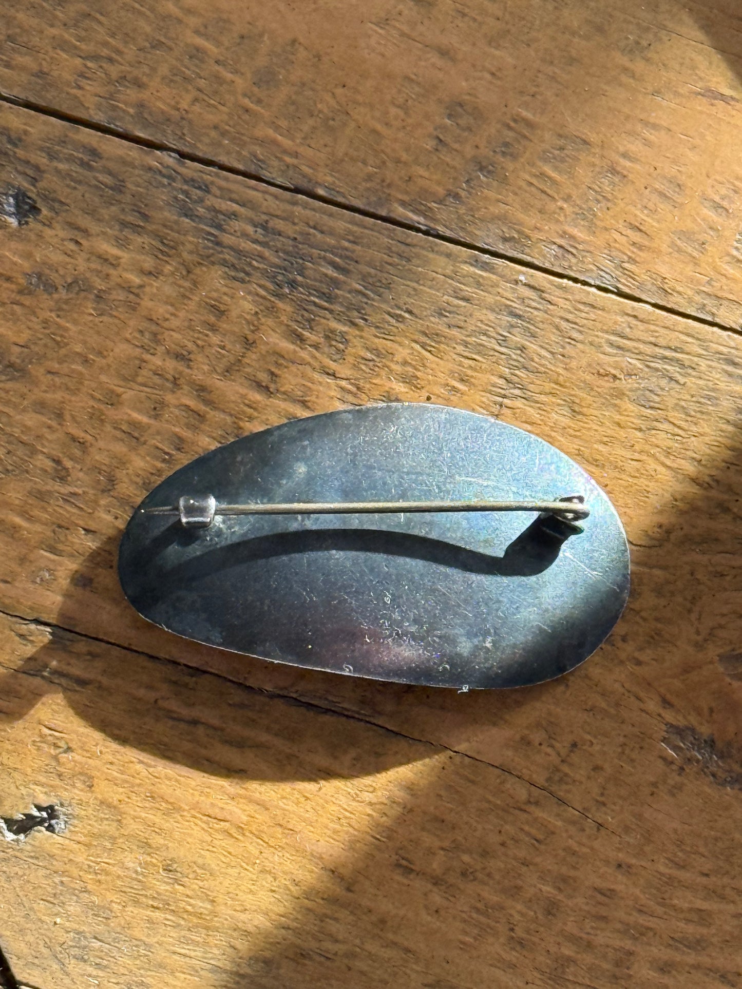 Vintage Silver Tone Shell Shaped Brooch with Twin Horse Motif