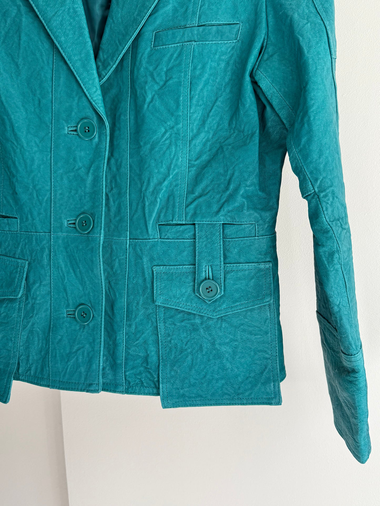 Vintage Turquoise Leather Jacket with Structured Fit and Utility Pockets