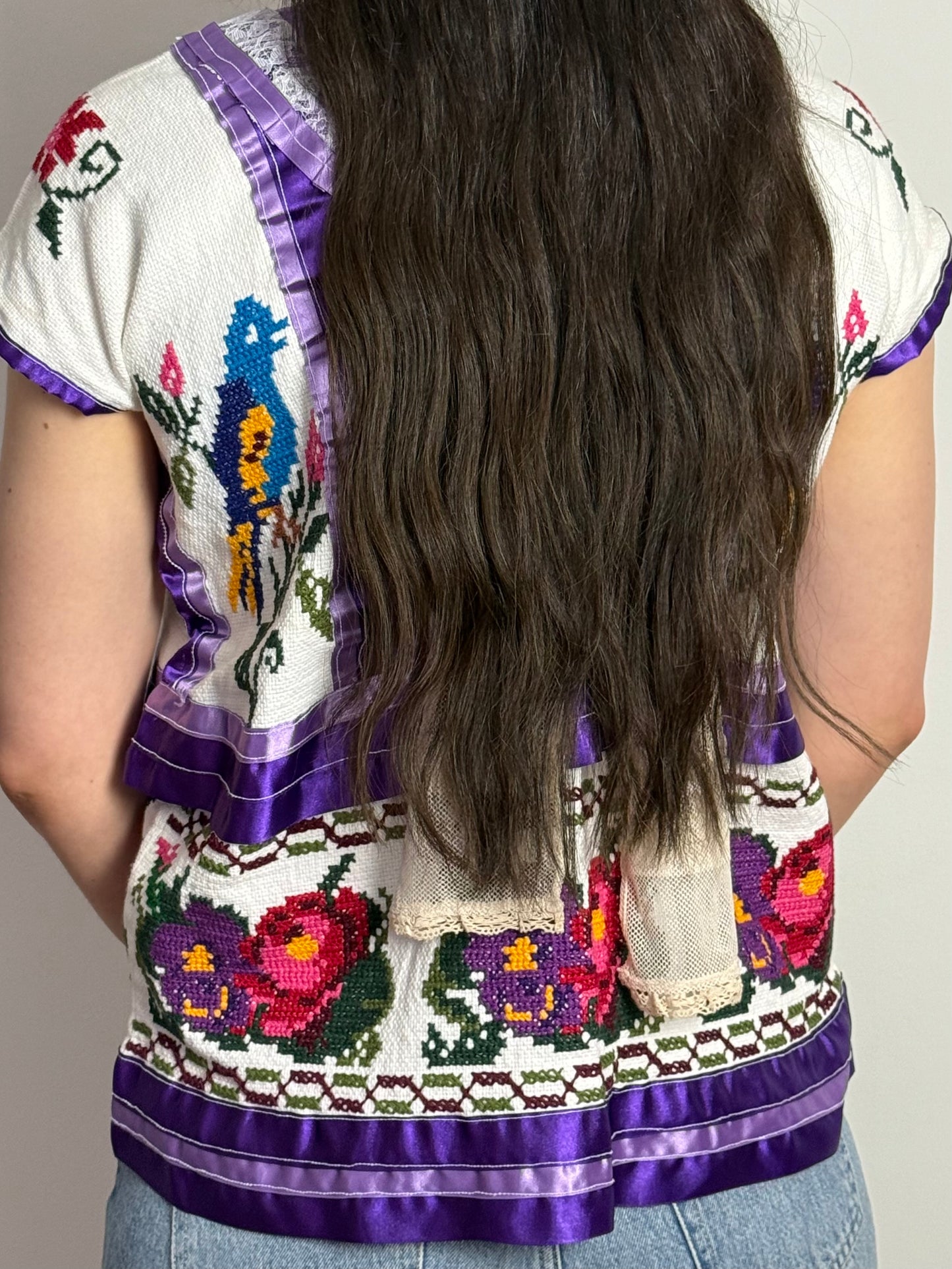 Las Ninãs Folk Embroidered Top With Bird Motif and Purple Satin Trim