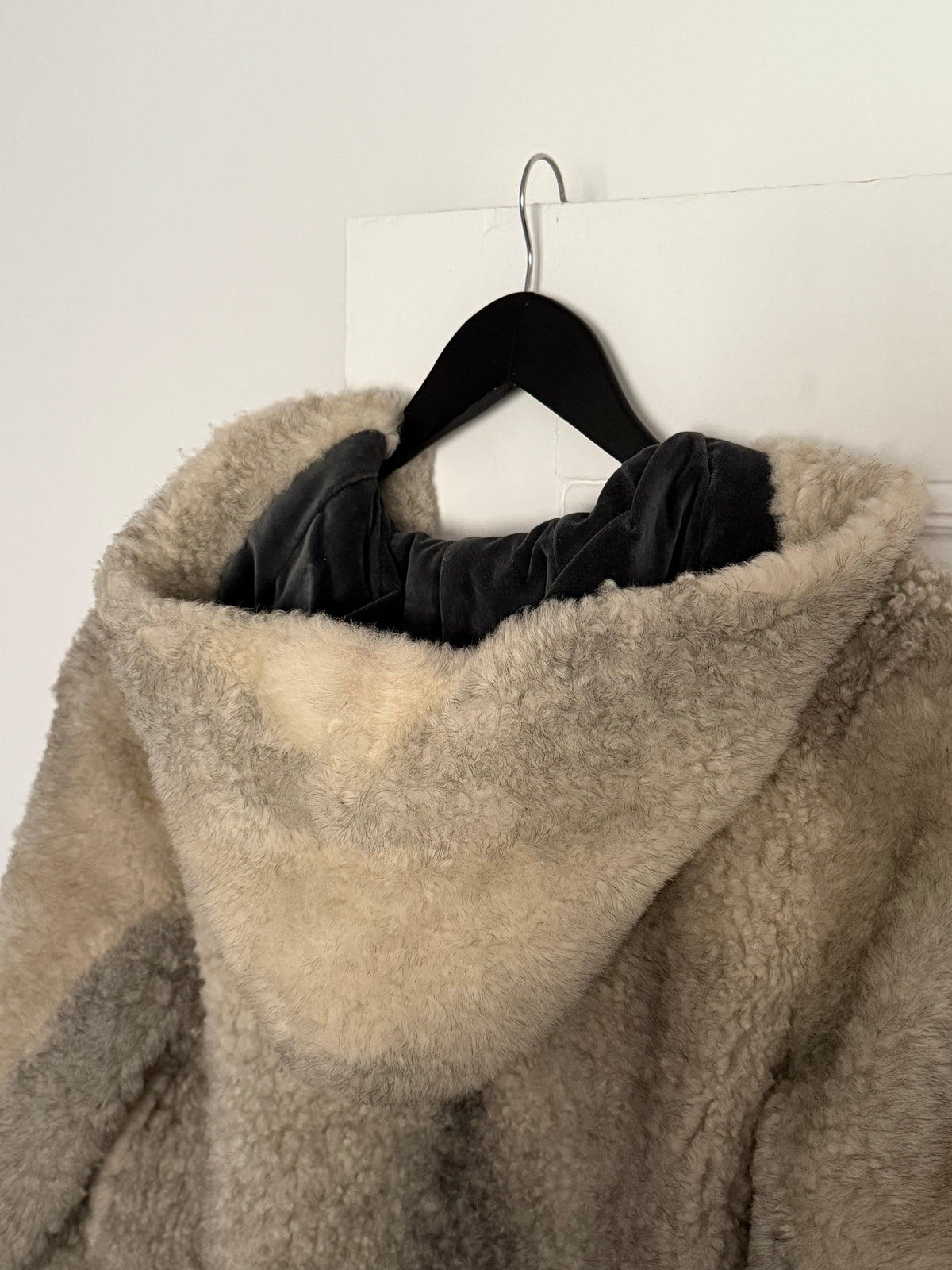 Vintage P. Præst & Søn Grey Shearling Hooded Long Coat