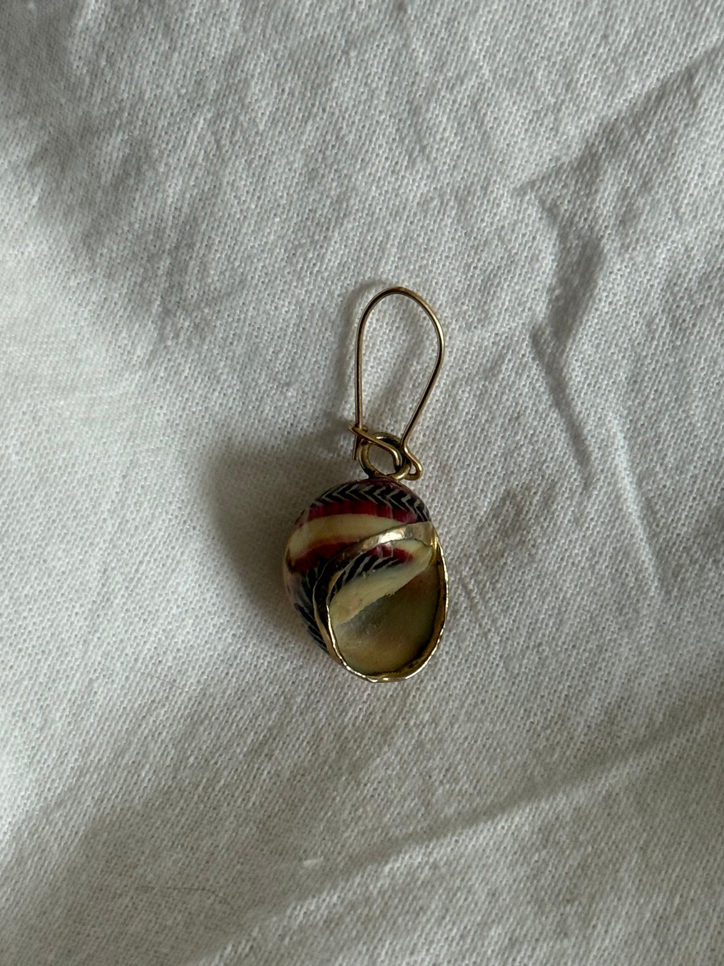 Vintage Single Shell Earring