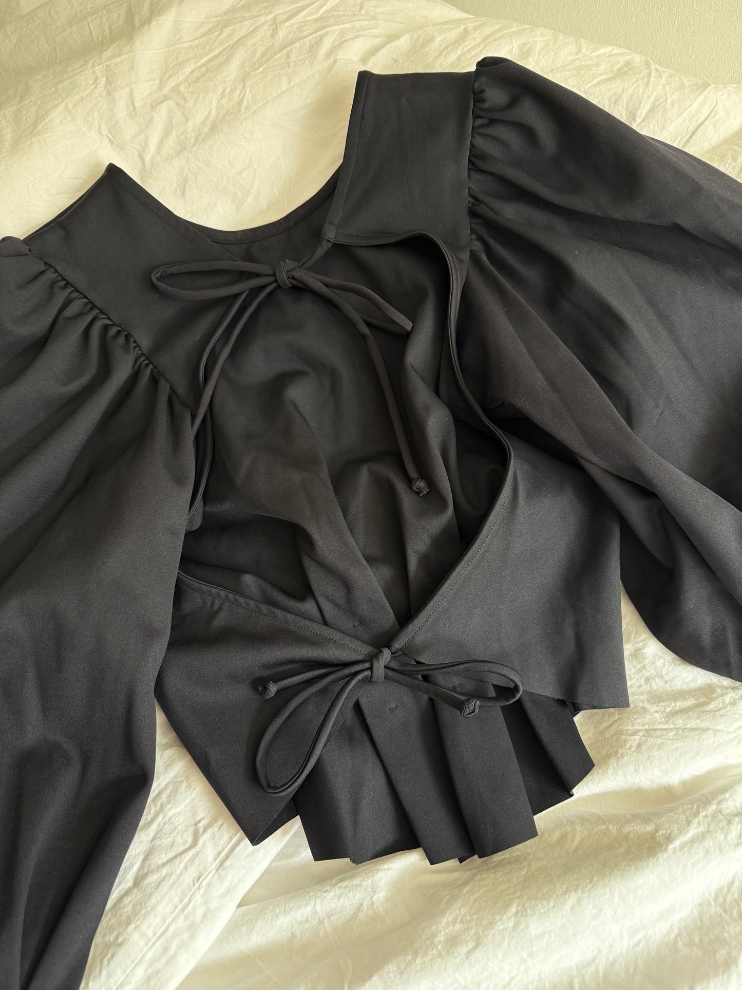 Maygel Coronel Black Top with Open Back