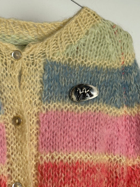 Vintage Silver Tone Shell Shaped Brooch with Twin Horse Motif