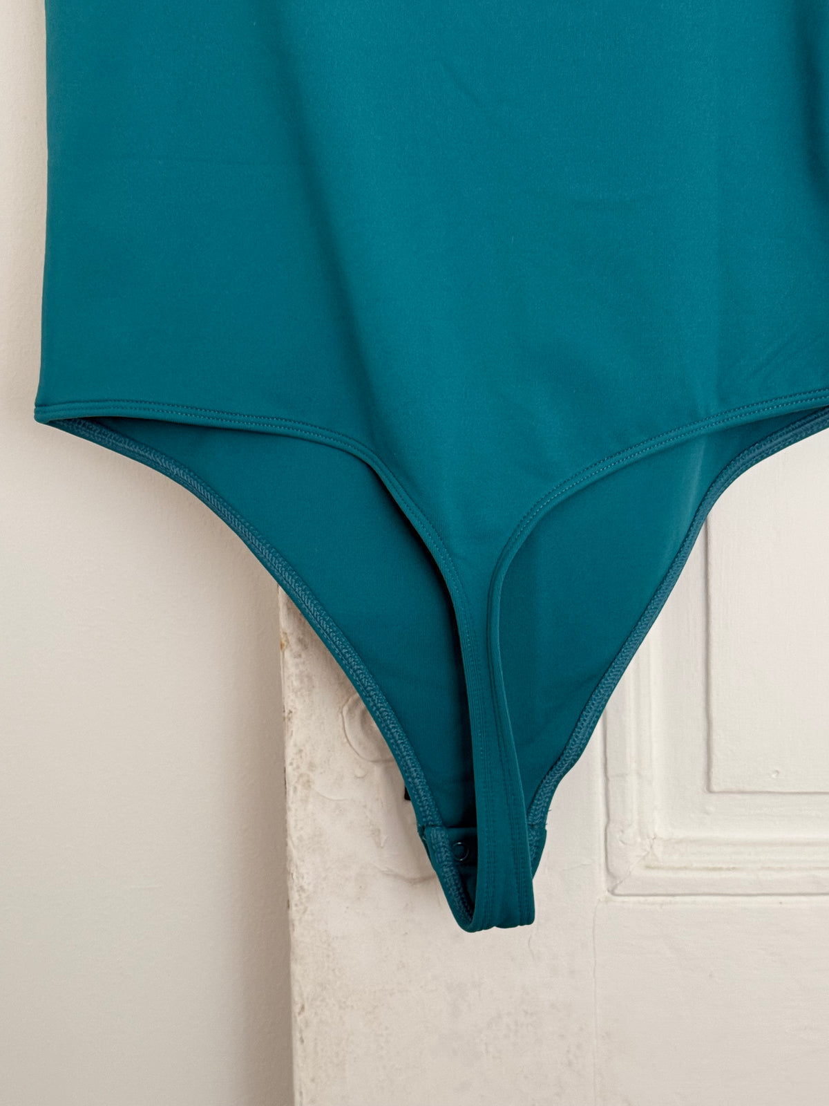 Aritzia Contour Turquoise Square Neck Bodysuit