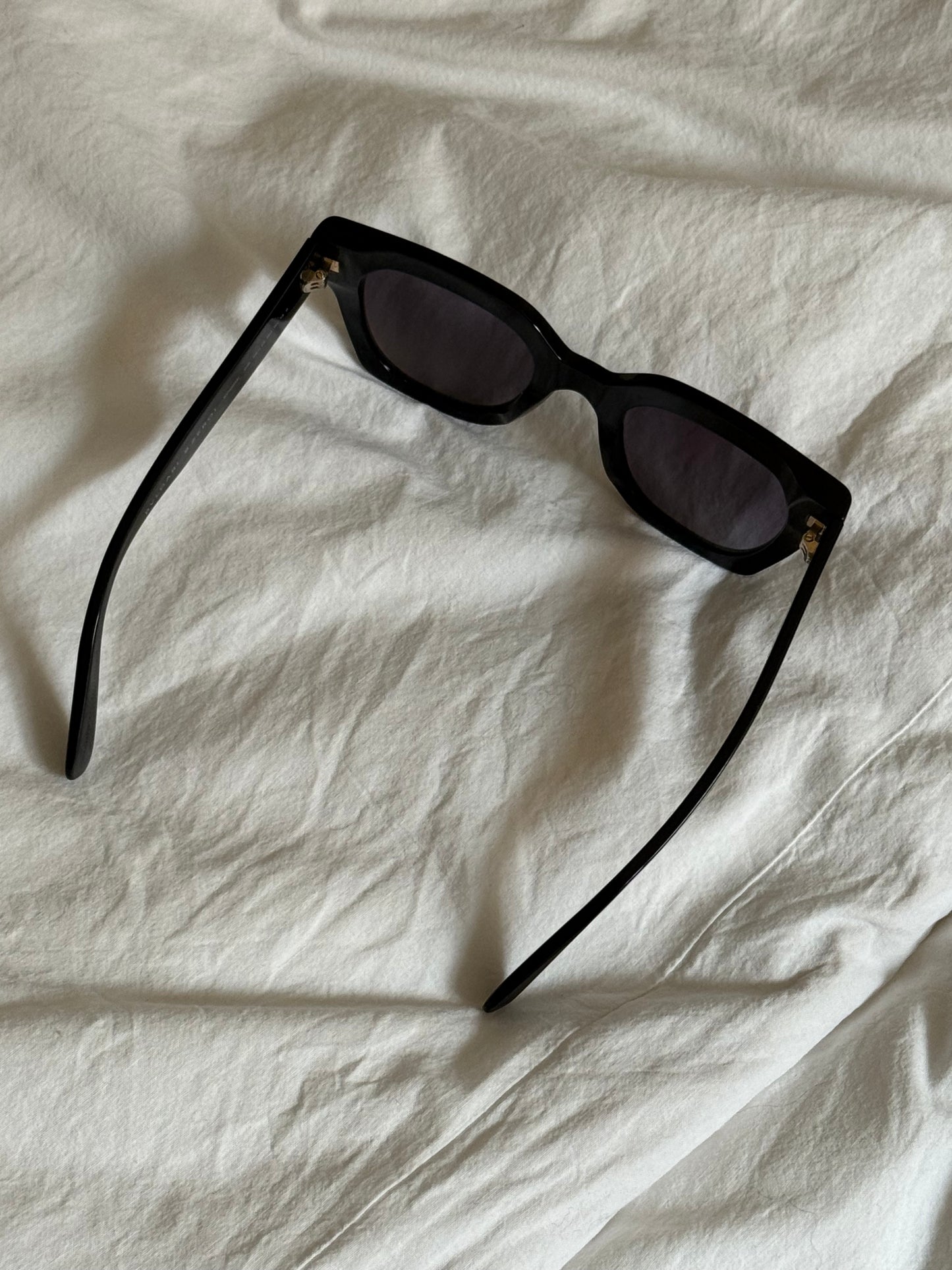 BVLGARI Sunglasses with Eggplant Cover
