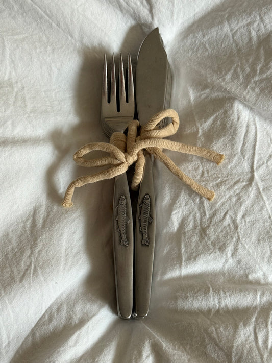 Vintage Fish Dining Set with 12 Forks and Knives with a Decorative Engraved Fish Motif
