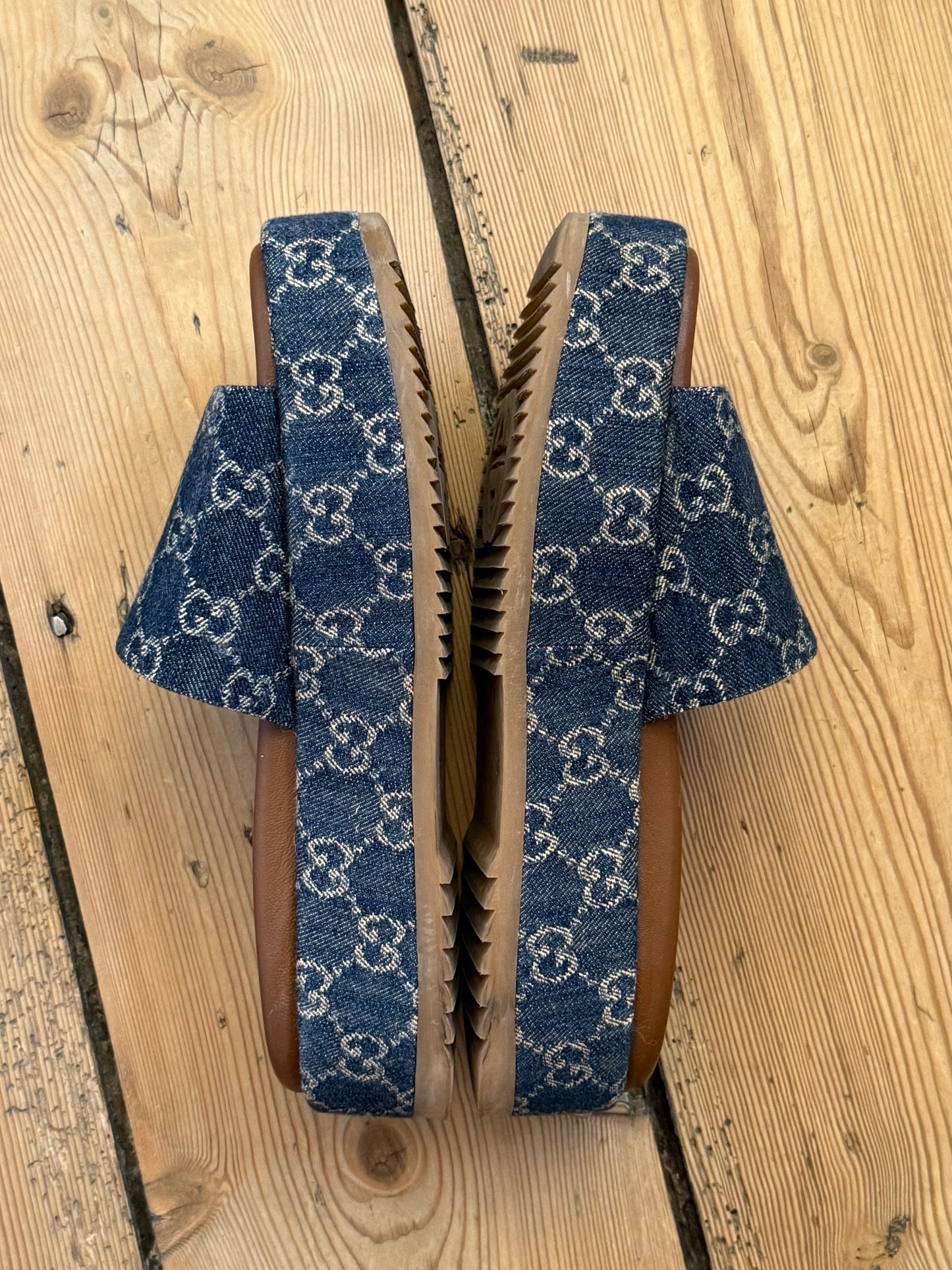 Gucci GG Canvas Platform Slides
