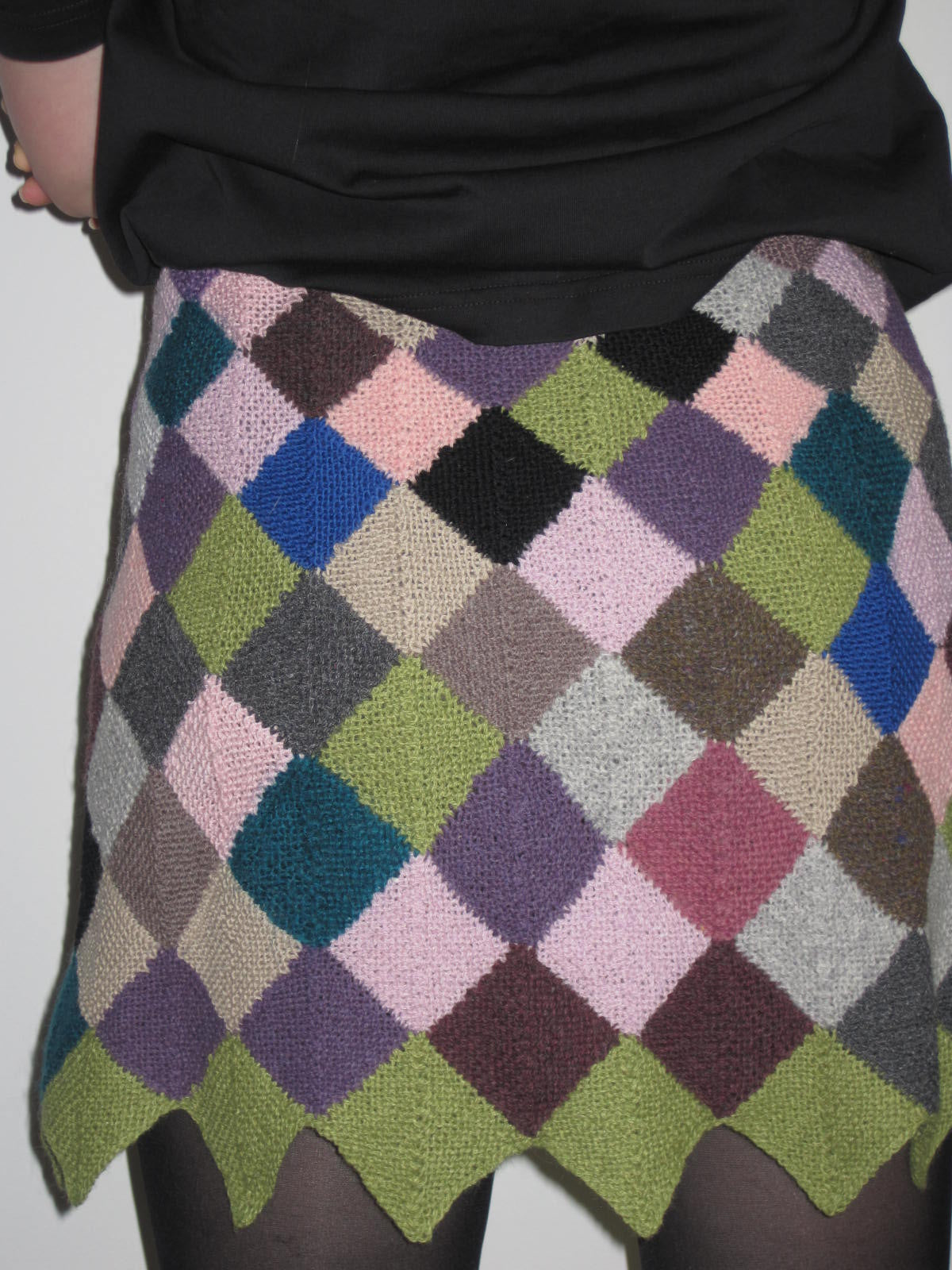 Multicolor Diamond Pattern Hand Knitted Skirt with Scalloped Hem and Textured Finish