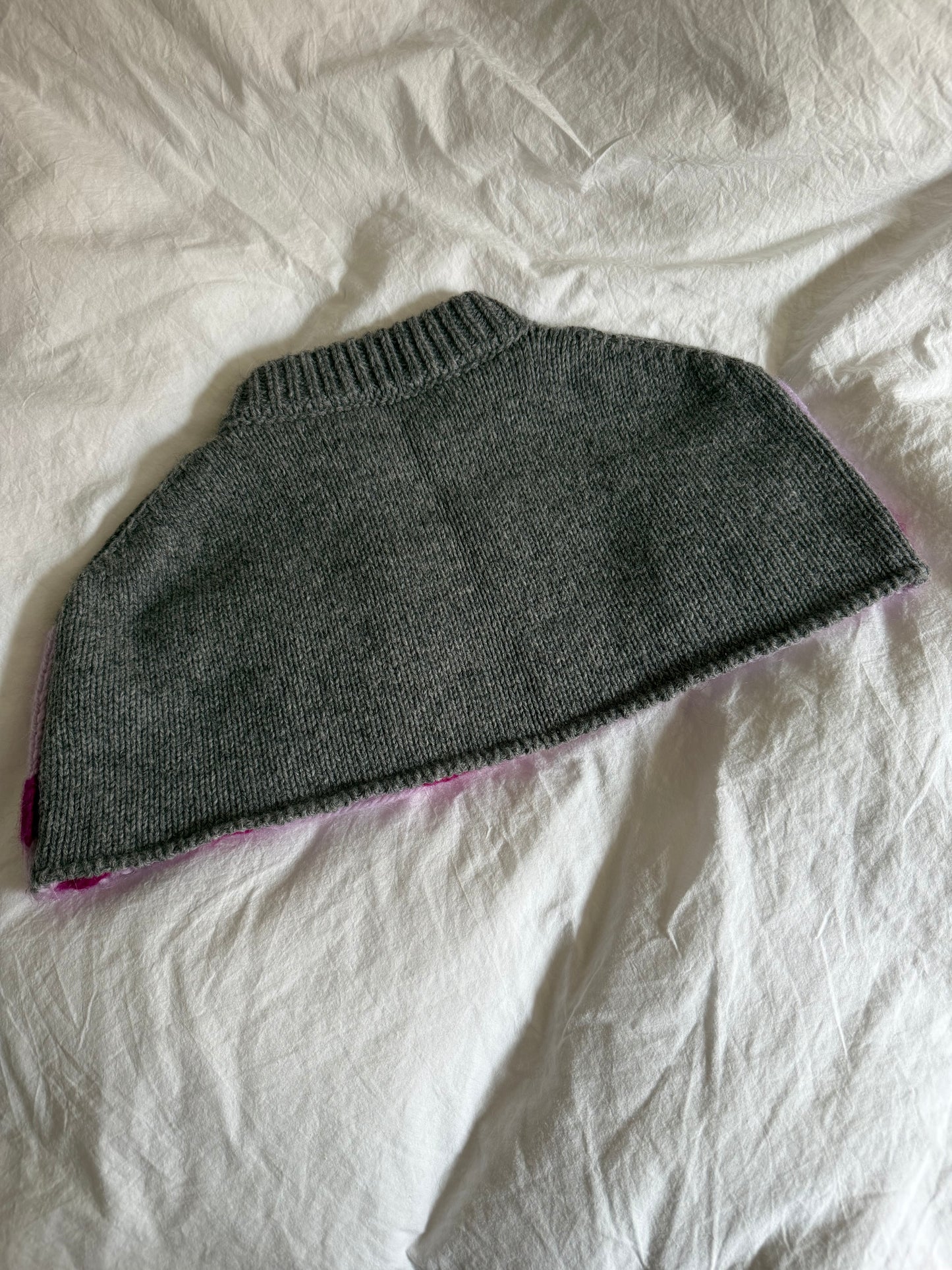 Rare Calvin Klein 205W39NYC Sleeveless Knitted Shrug/Cape
