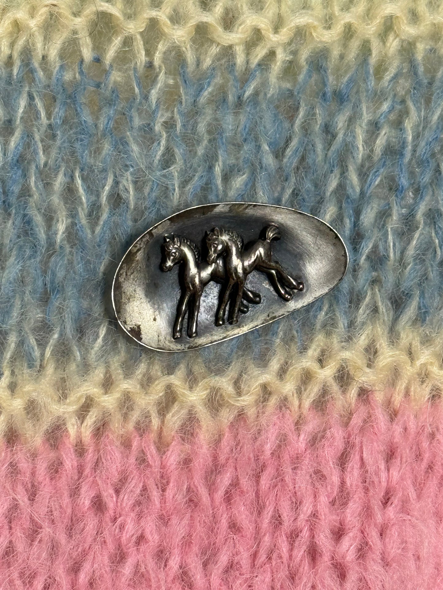 Vintage Silver Tone Shell Shaped Brooch with Twin Horse Motif