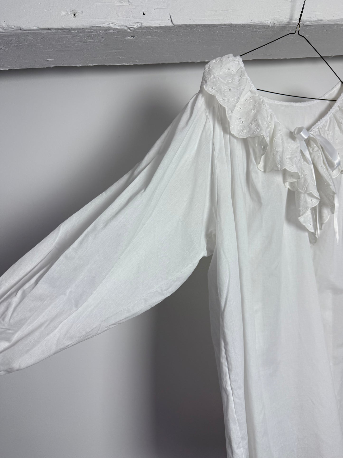 Romantic Vintage White Cotton Smock Dress with Broderie Anglaise Collar and Satin Ribbon Tie