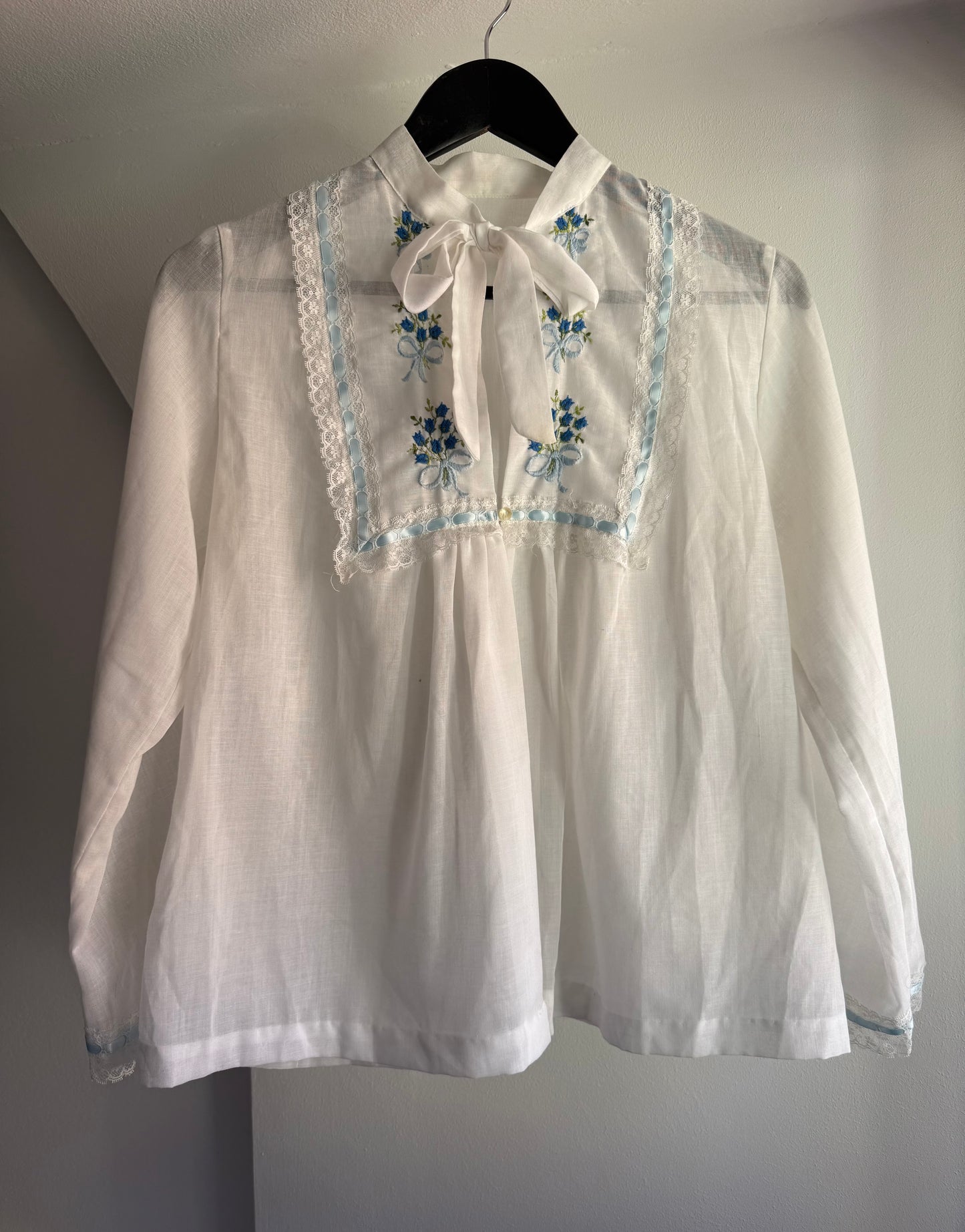 Vintage Shirt with Embroidery and Lace