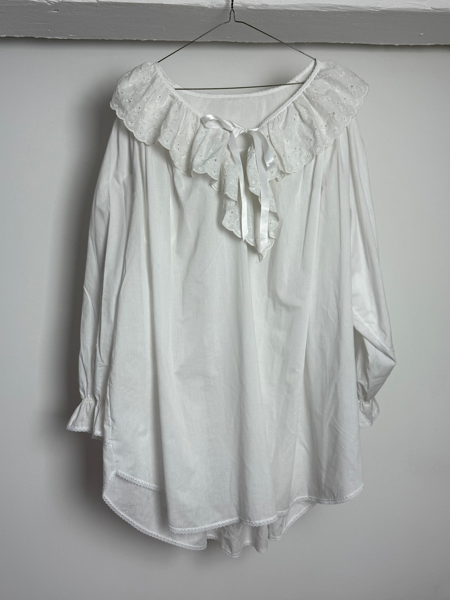 Romantic Vintage White Cotton Smock Dress with Broderie Anglaise Collar and Satin Ribbon Tie
