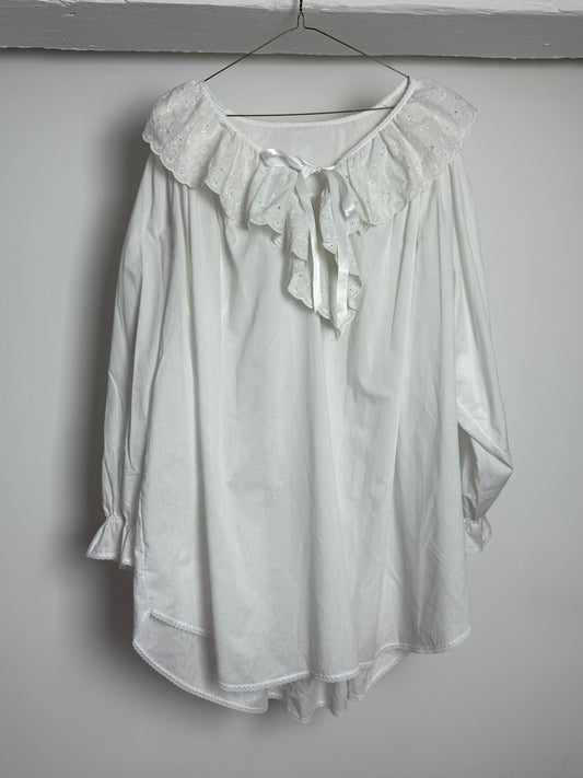 Romantic Vintage White Cotton Smock Dress with Broderie Anglaise Collar and Satin Ribbon Tie