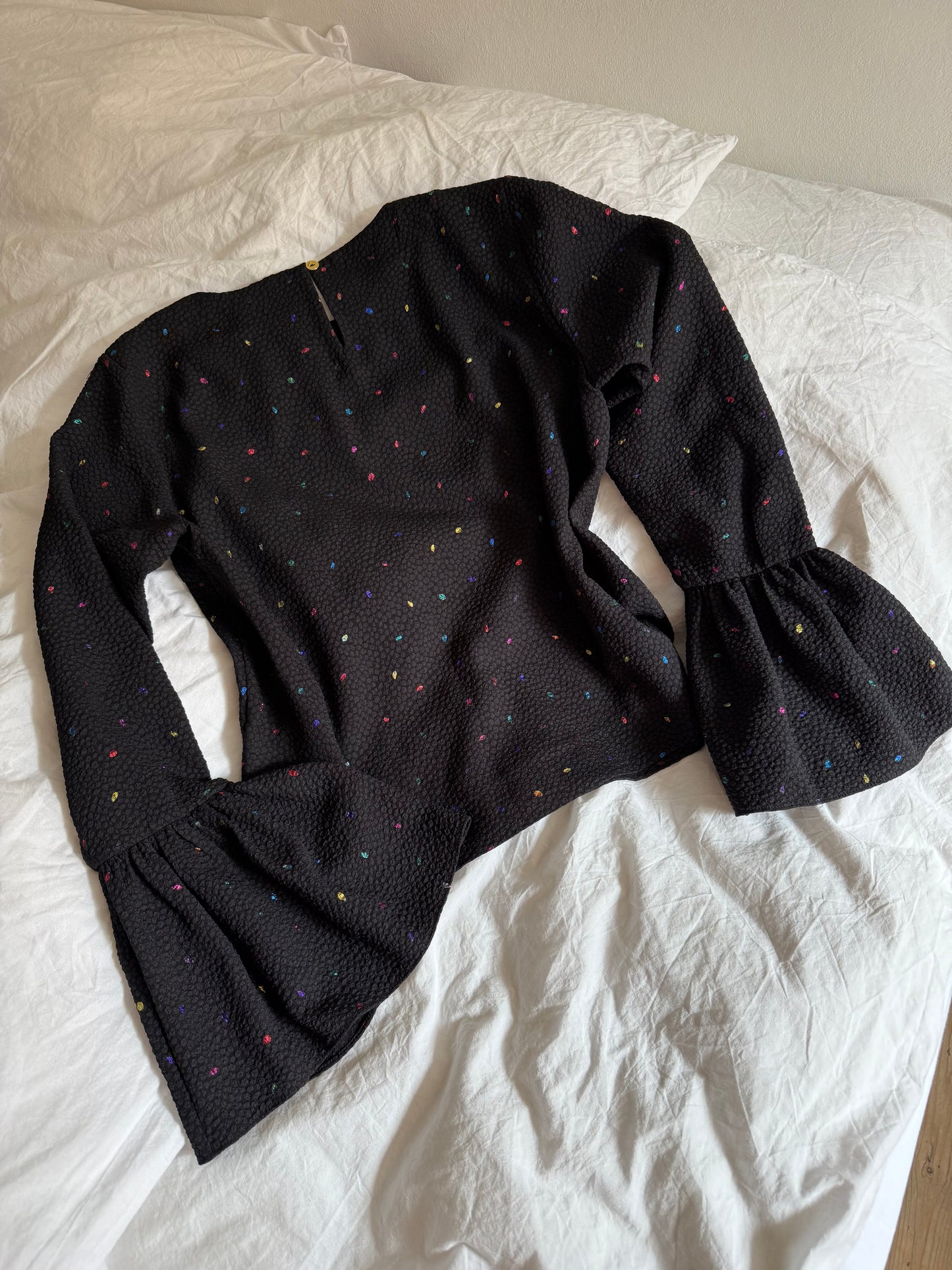 Stine Goya Top with Colorful Glitter Details and Balloon Sleeves