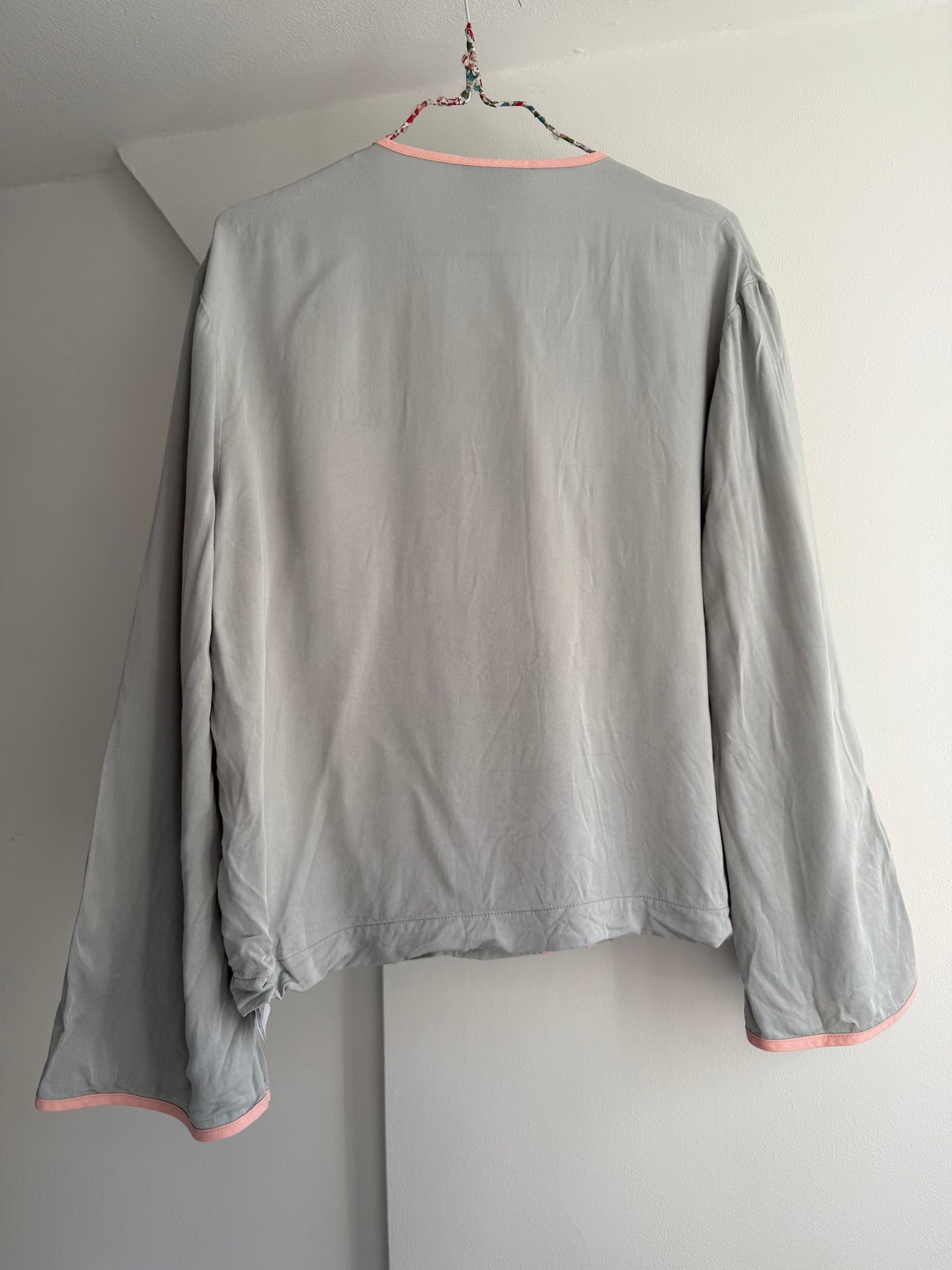 Sleeper Frog Closure Slit Lounge Set