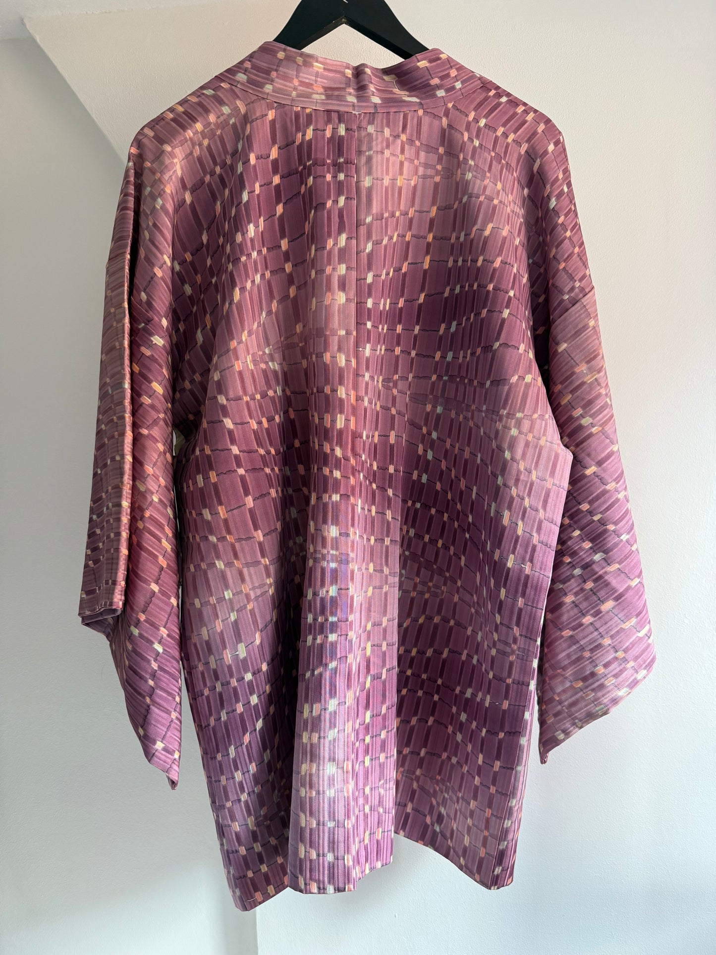 Vintage Mauve Patterned Kimono