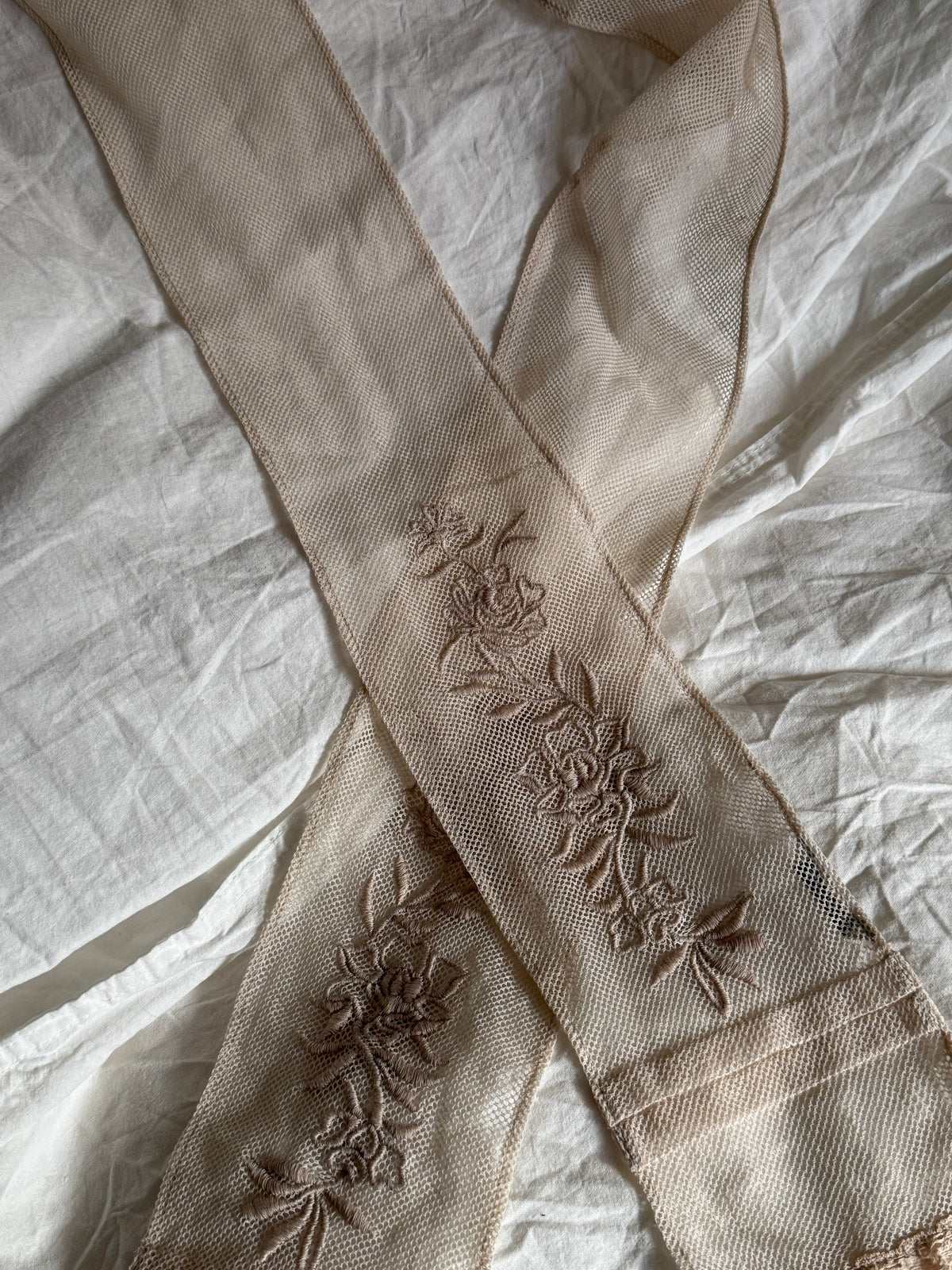 St. Roche Lace Scarf with Flowers