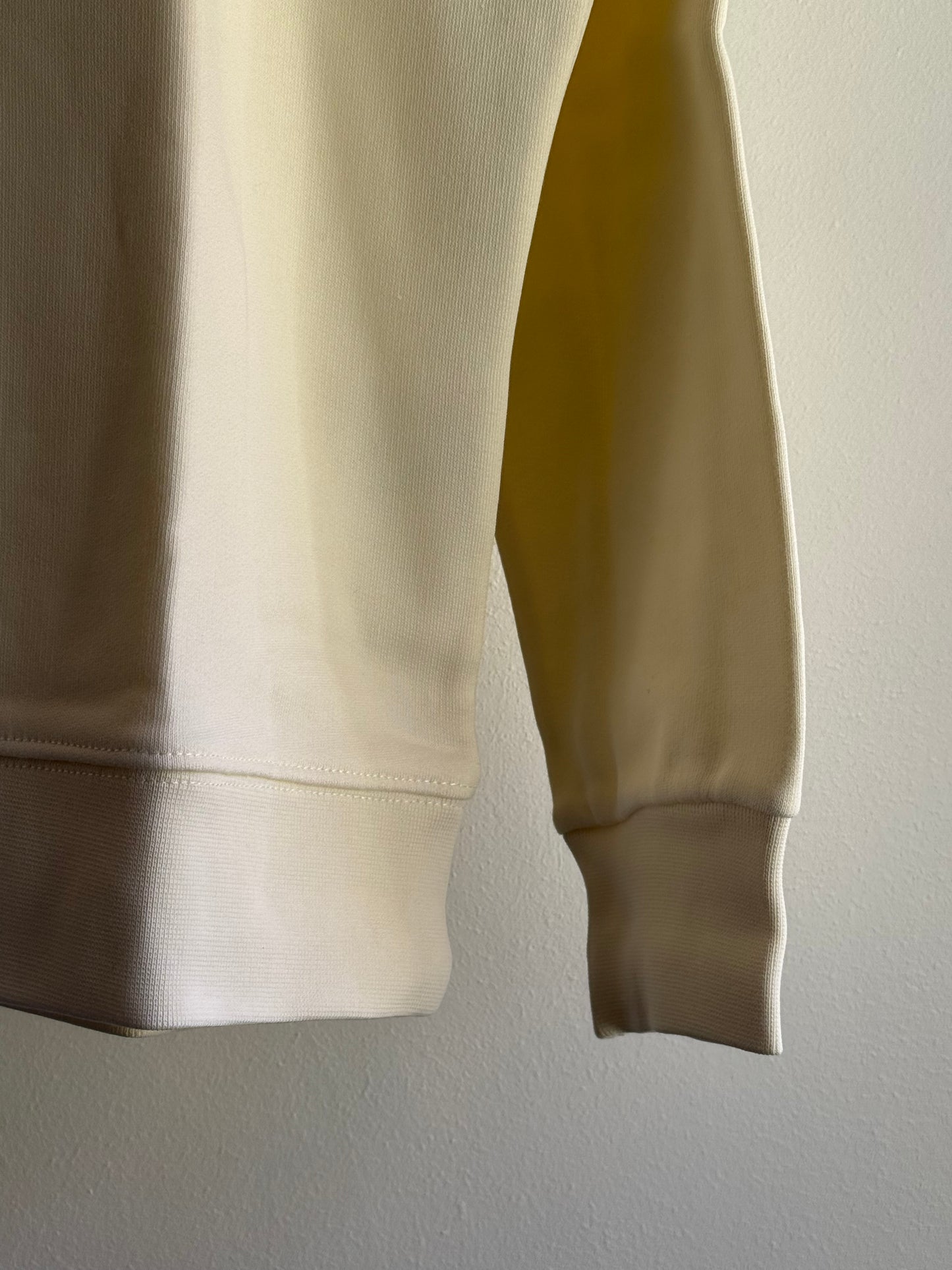 RIKA “Kiss” Sweatshirt
